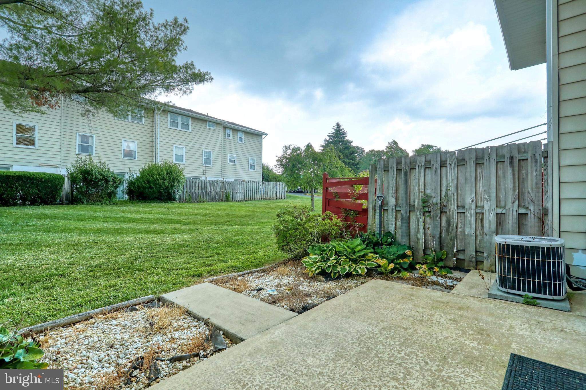 FOX RUN CONDOS - Residential