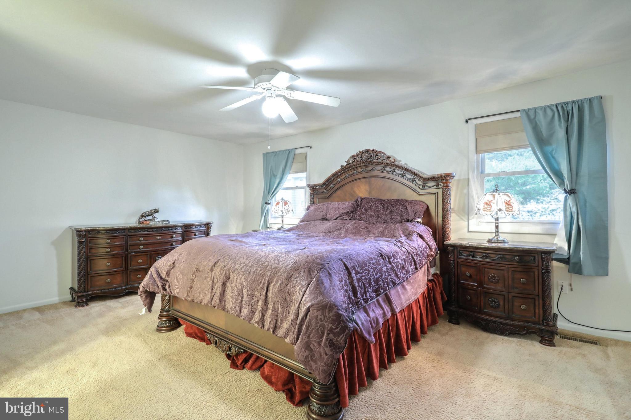 FOX RUN CONDOS - Residential