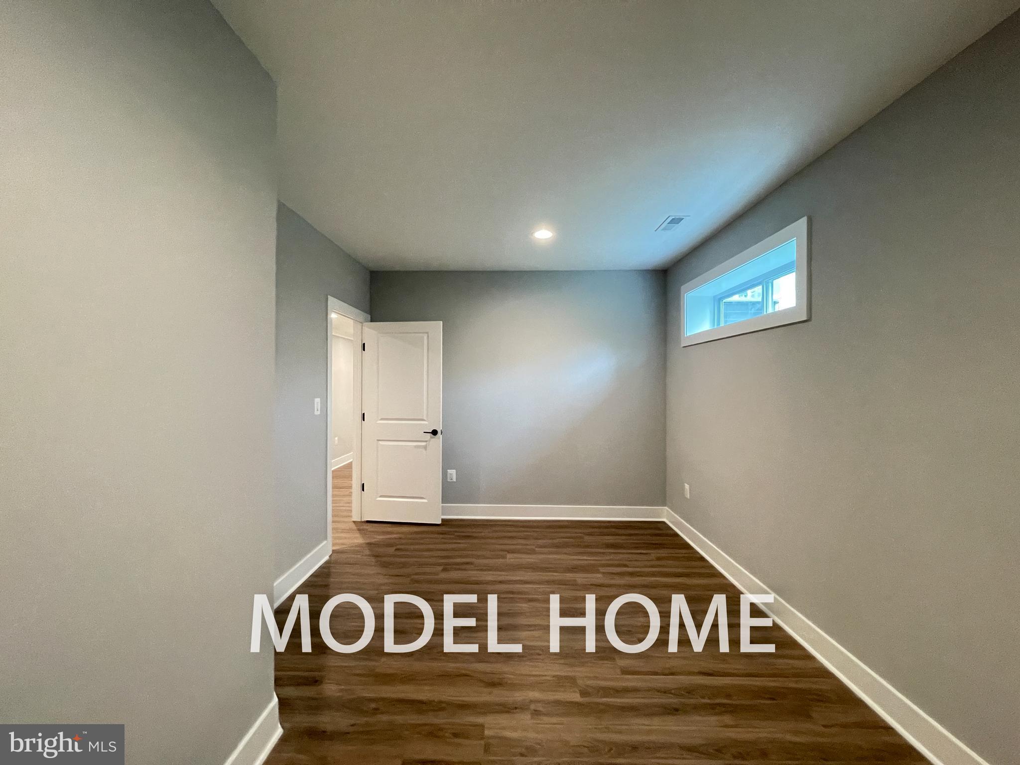 BRILYN PARK - Residential