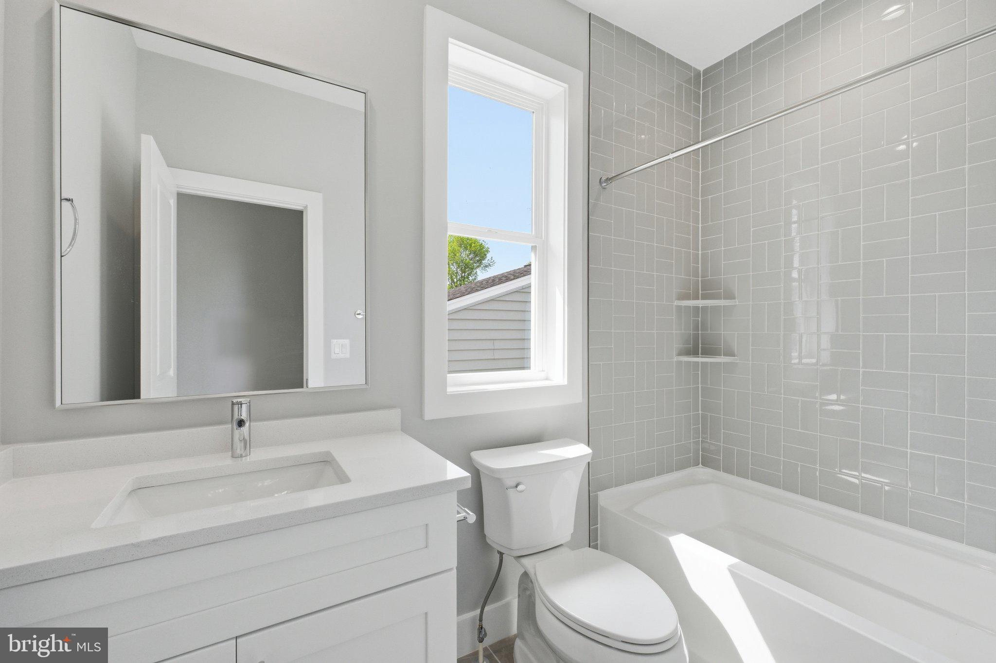 BRILYN PARK - Residential