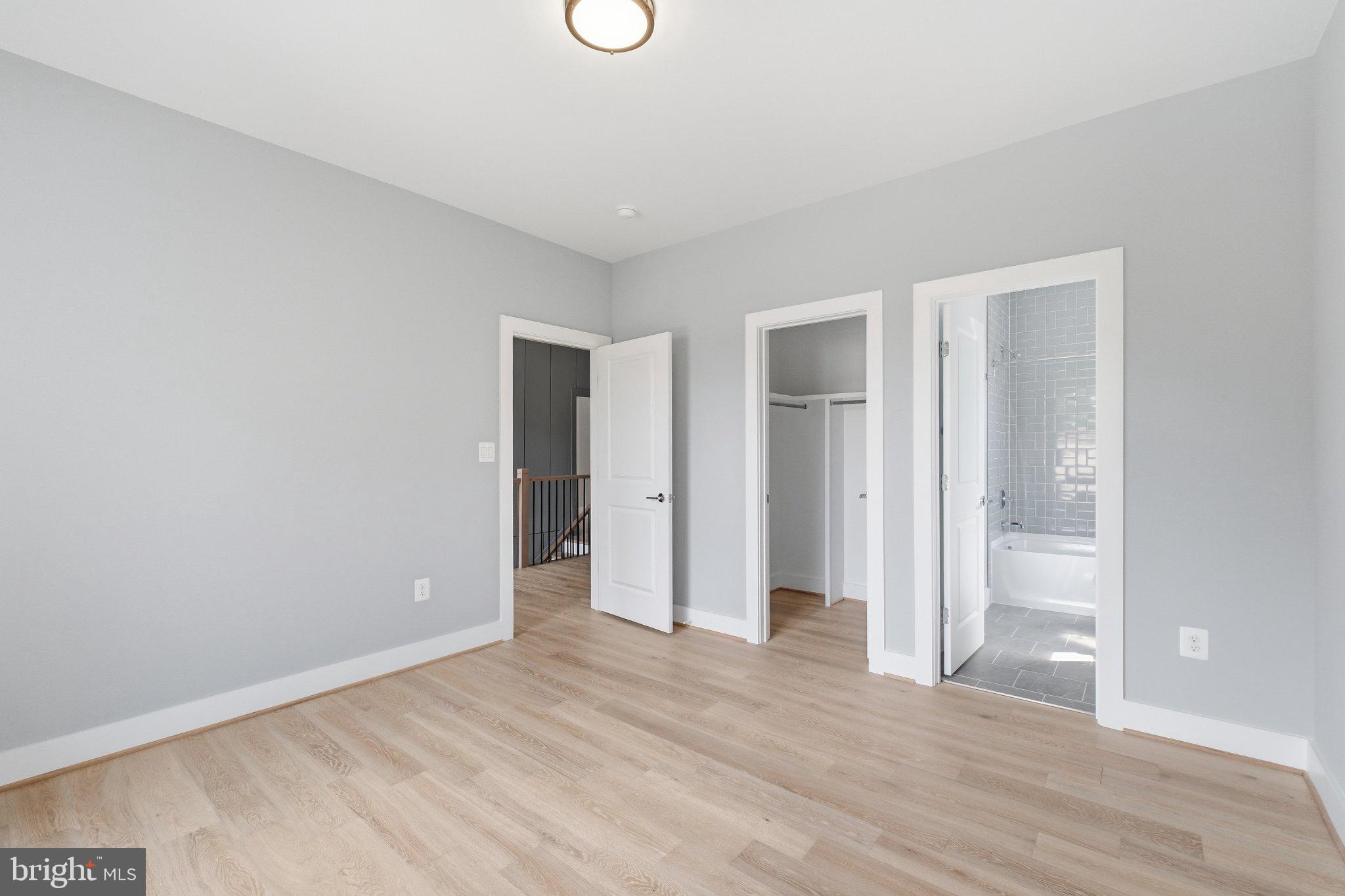 BRILYN PARK - Residential