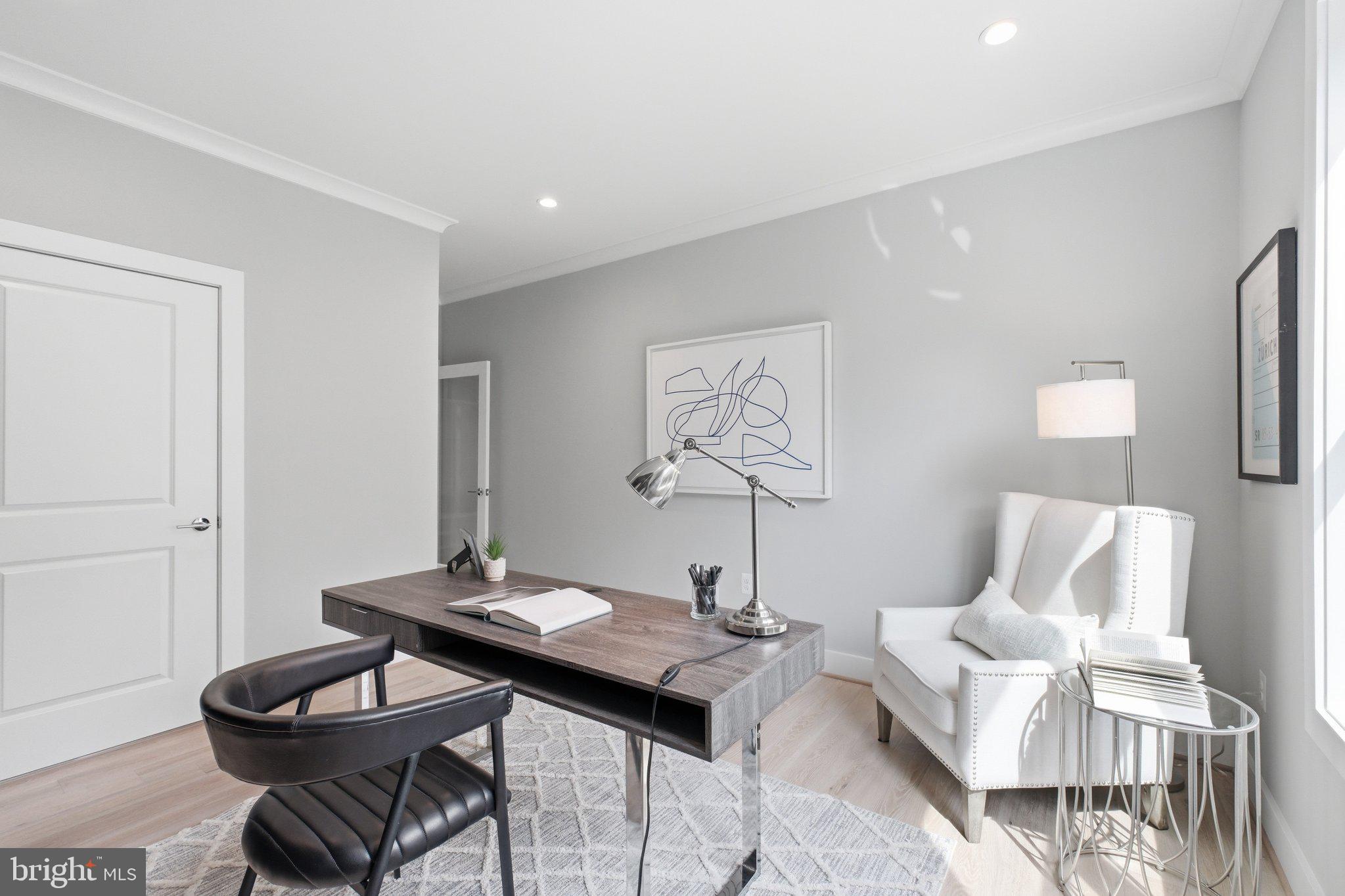 BRILYN PARK - Residential