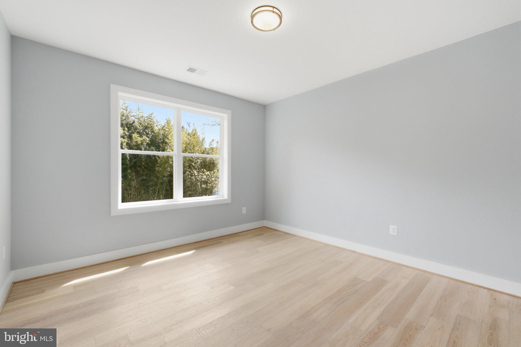 BRILYN PARK - Residential