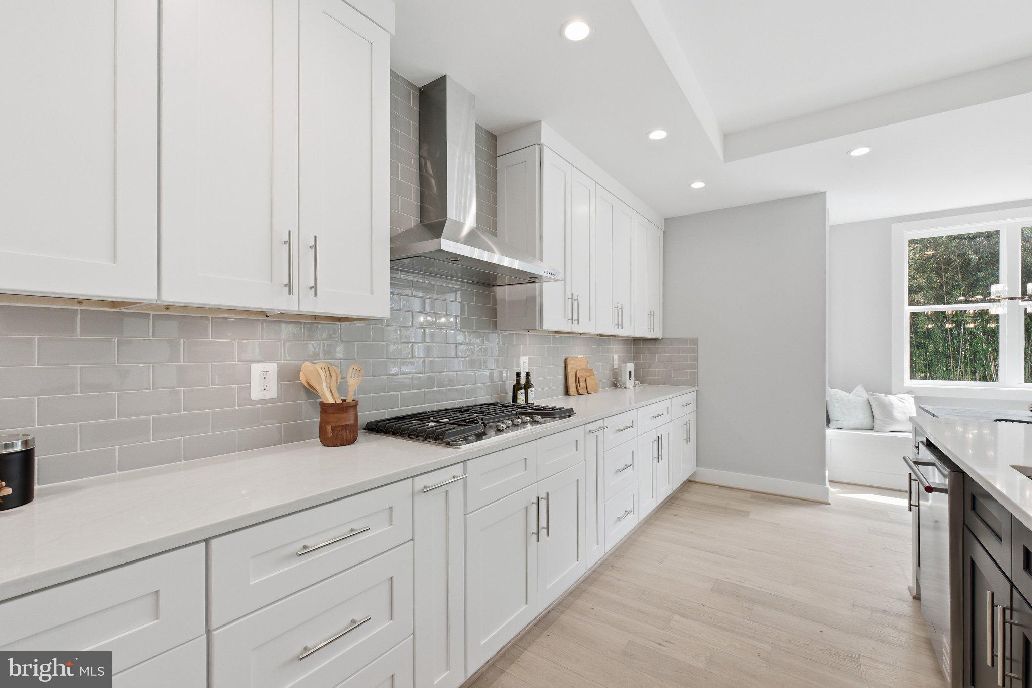 BRILYN PARK - Residential