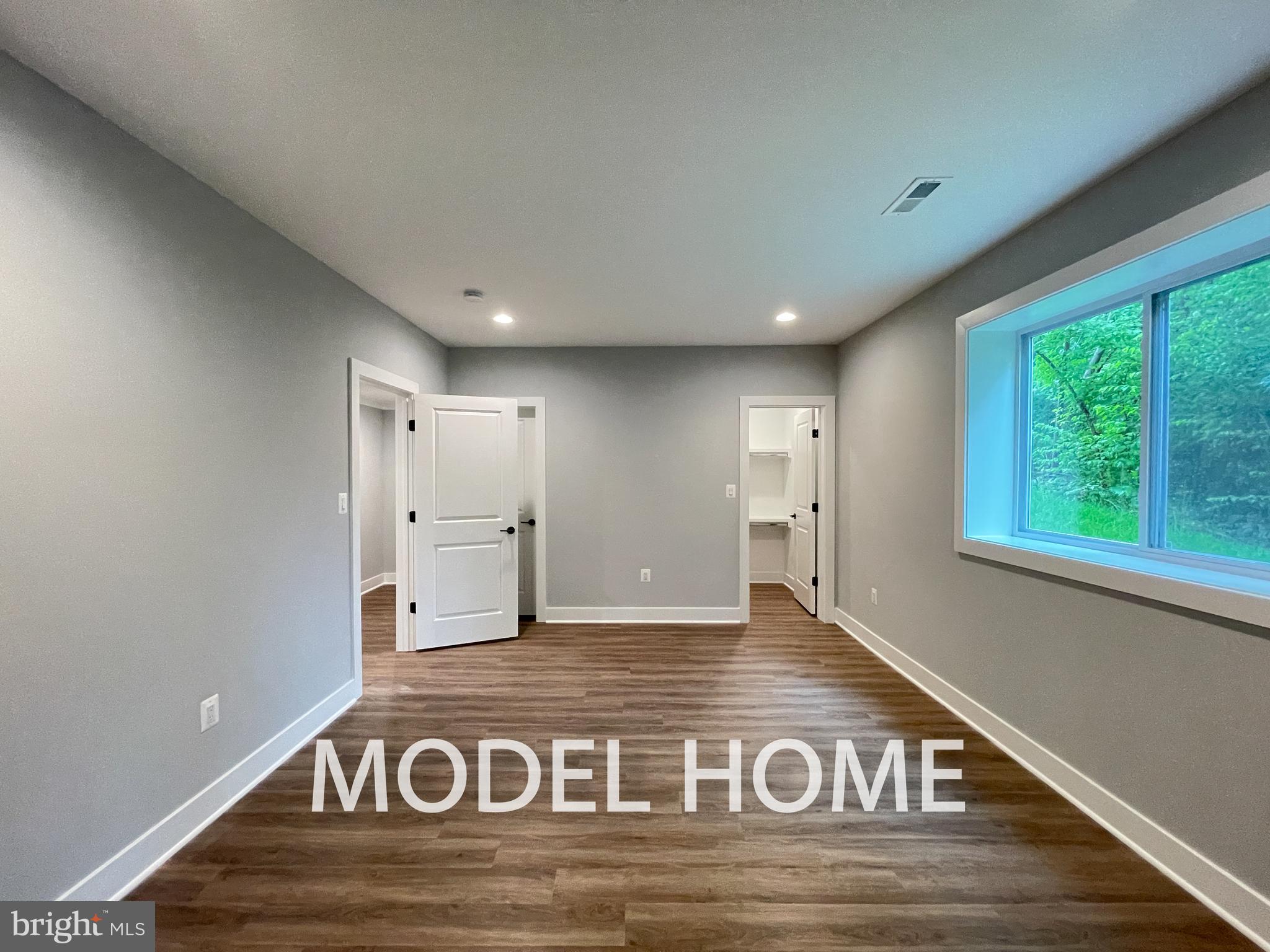 BRILYN PARK - Residential