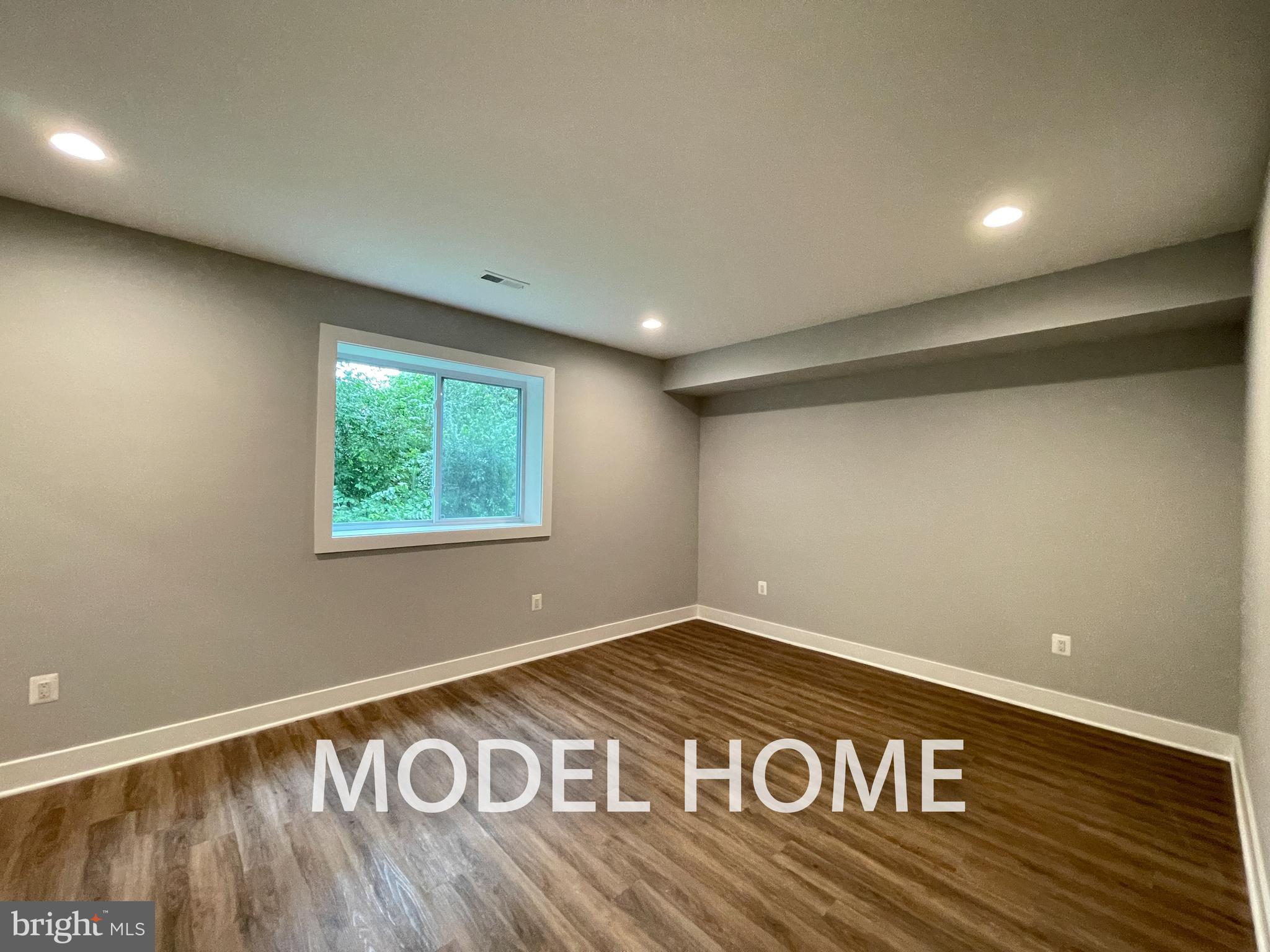 BRILYN PARK - Residential