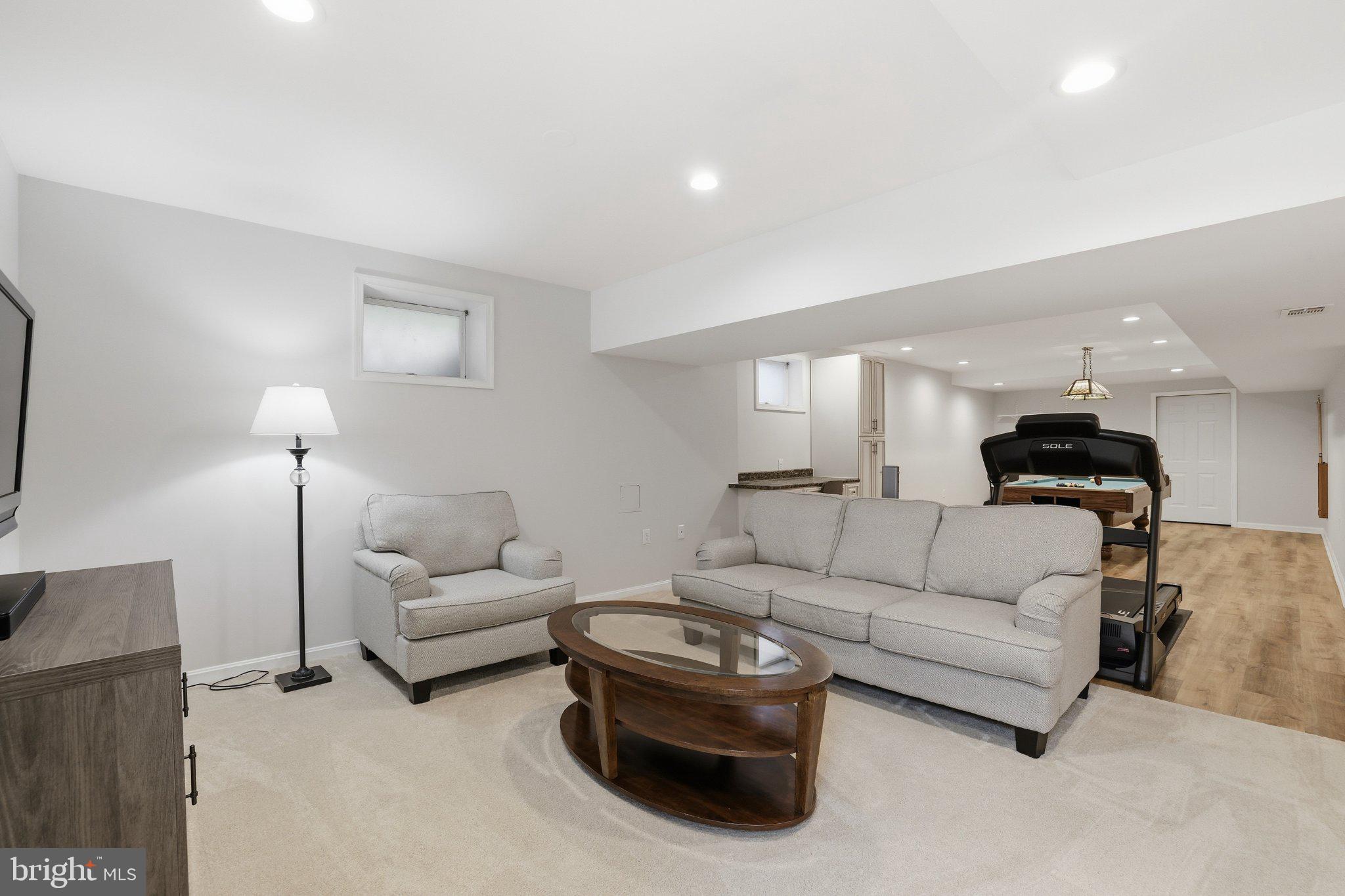 VILLAGES OF PURCELLVILLE - Residential