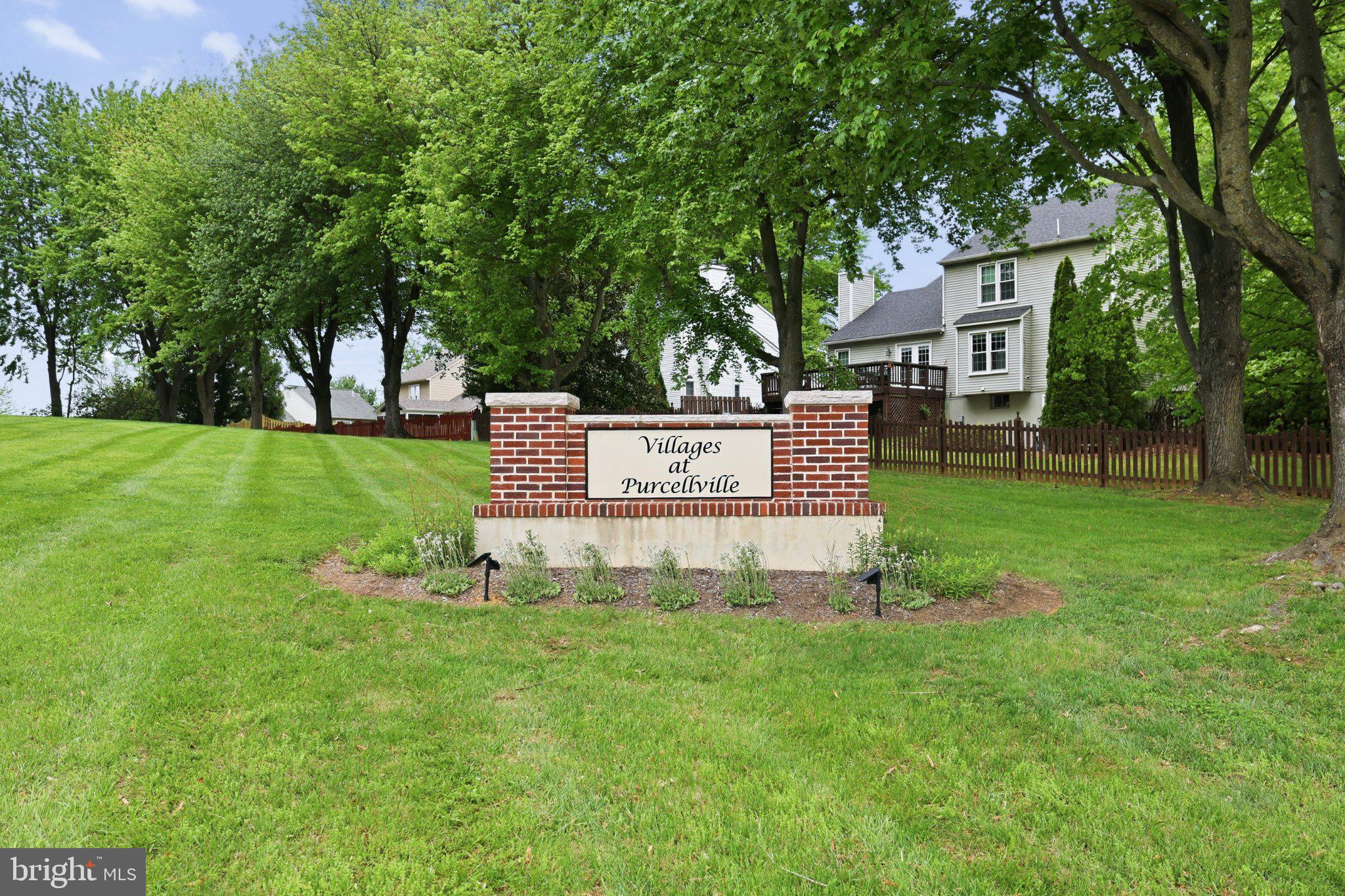 VILLAGES OF PURCELLVILLE - Residential