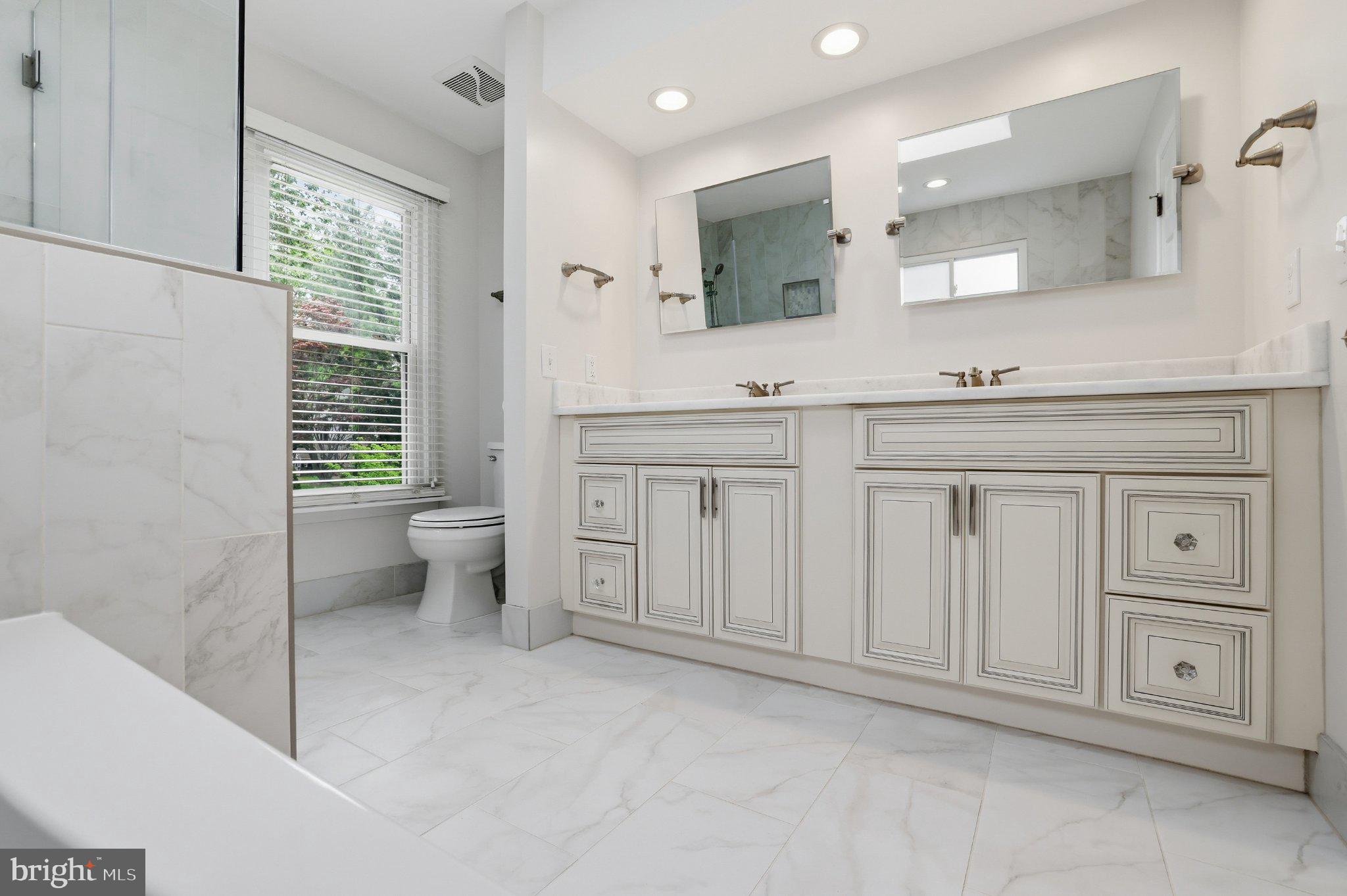 VILLAGES OF PURCELLVILLE - Residential