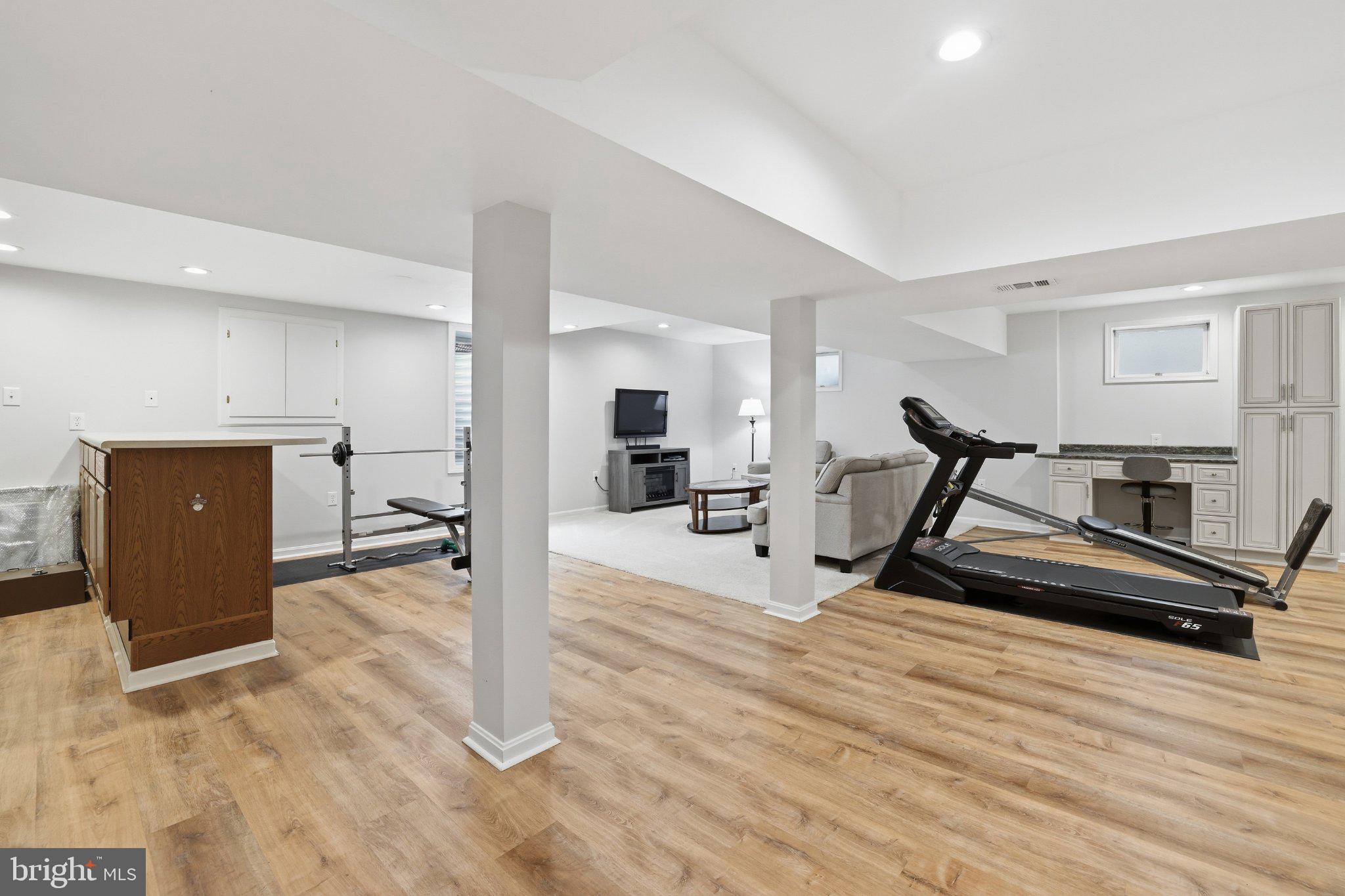 VILLAGES OF PURCELLVILLE - Residential