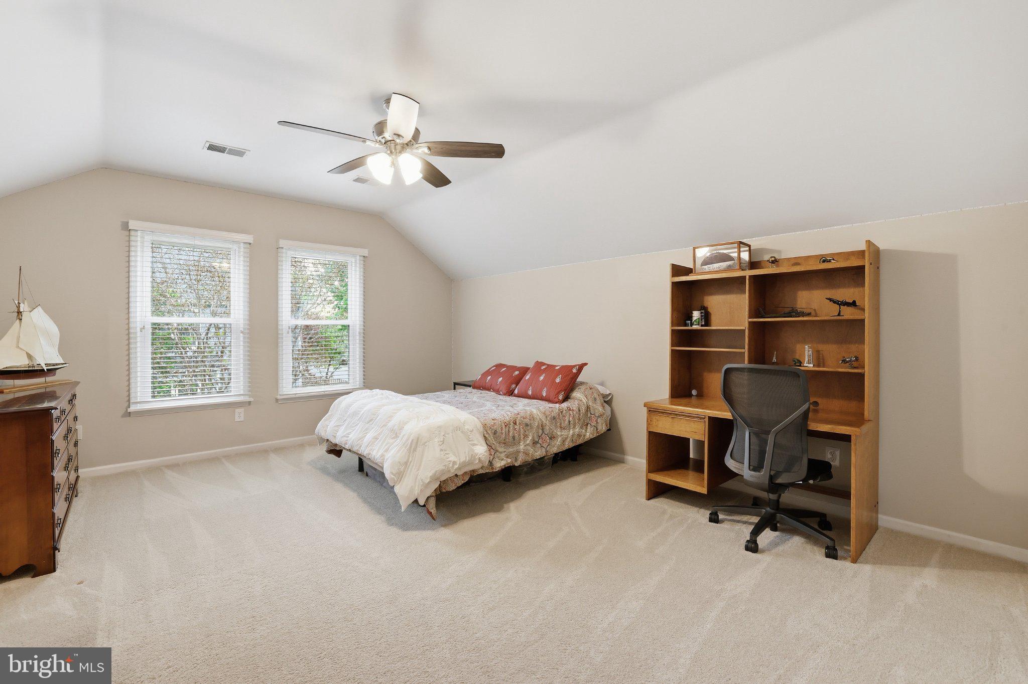VILLAGES OF PURCELLVILLE - Residential