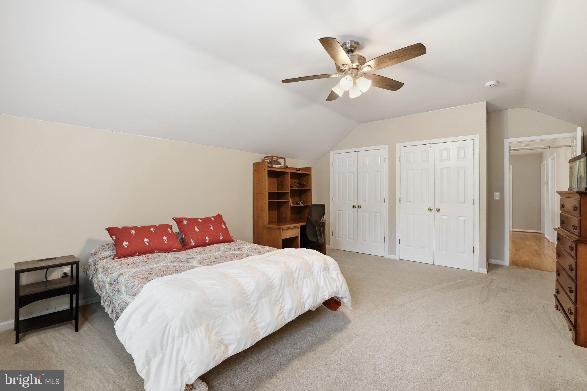 VILLAGES OF PURCELLVILLE - Residential