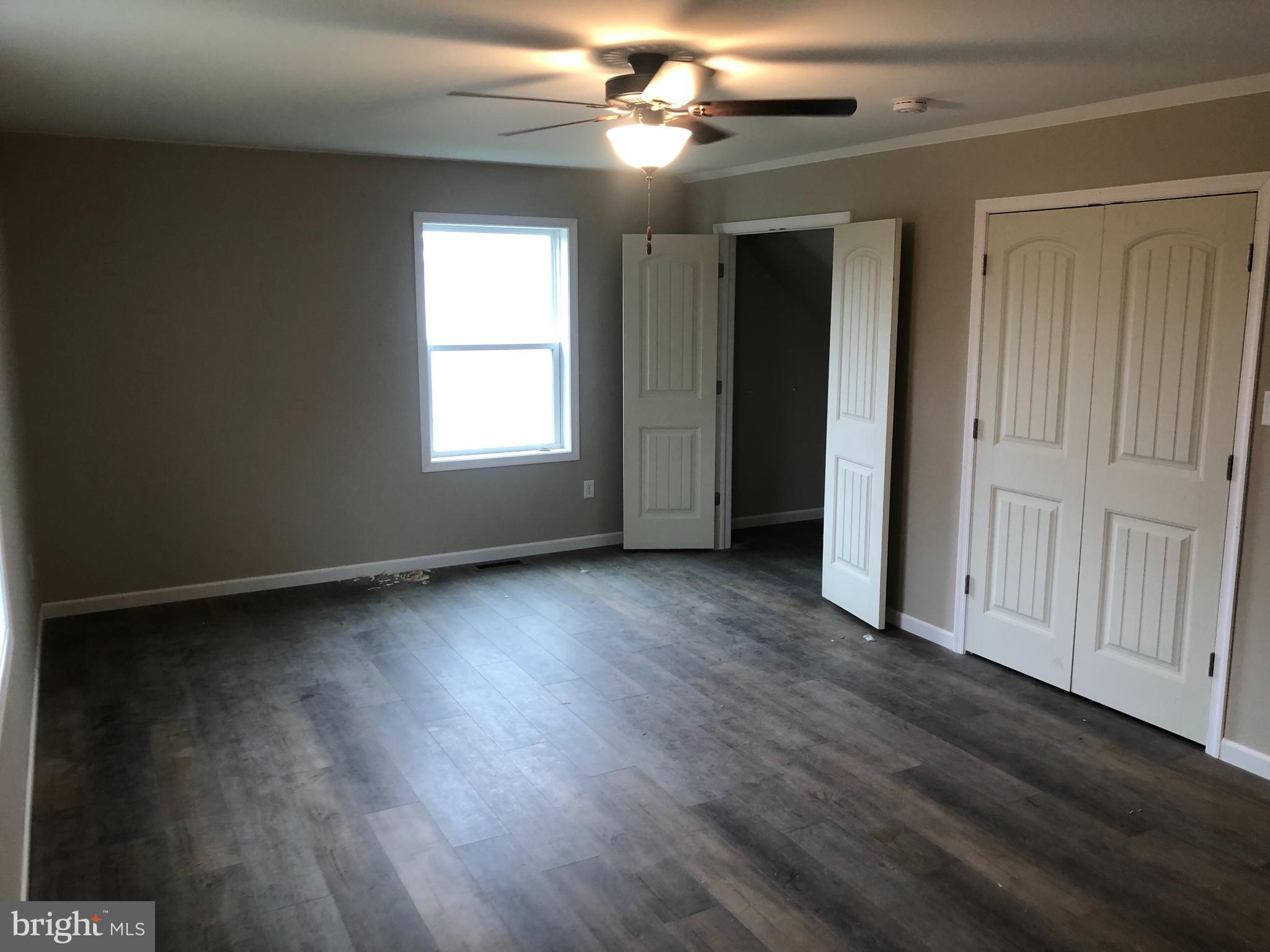 RANDOM OAKS PHASE II - Residential