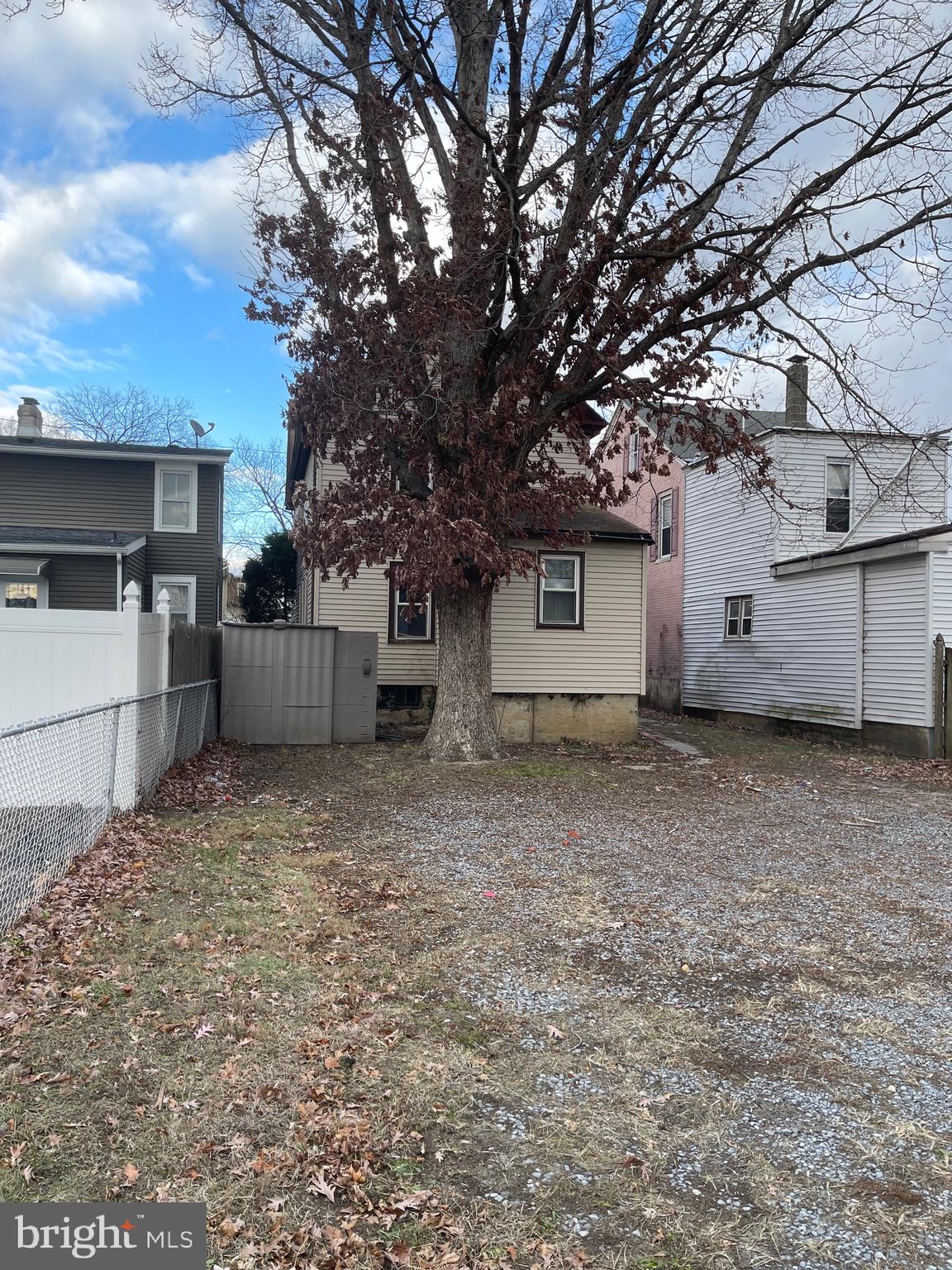 61 E BARBER AVENUE