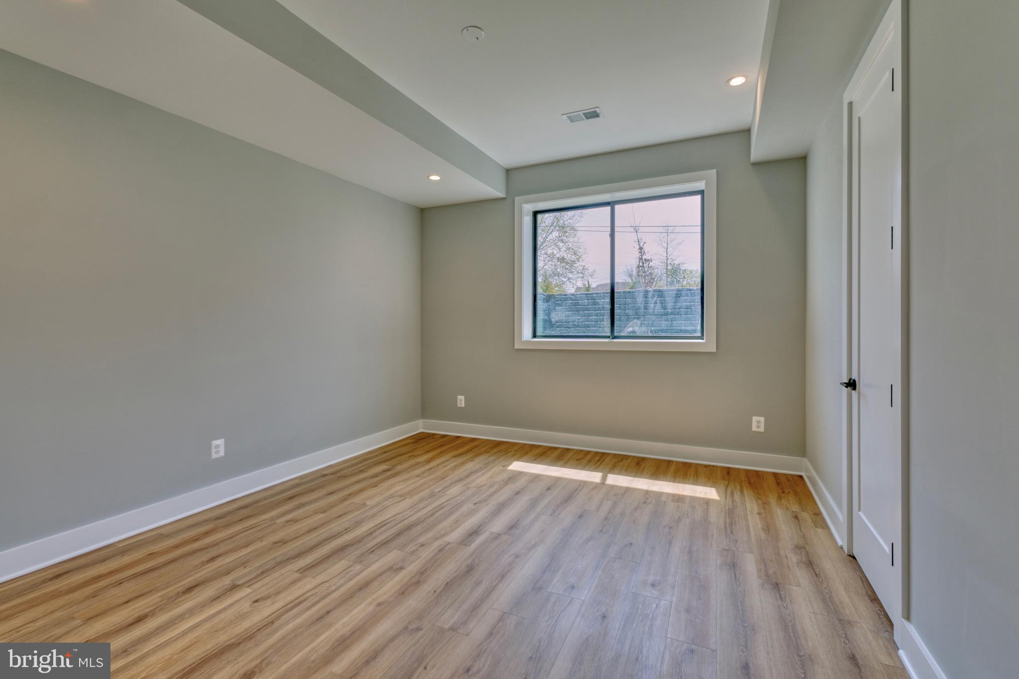 RUCKERS LANGLEY - Residential