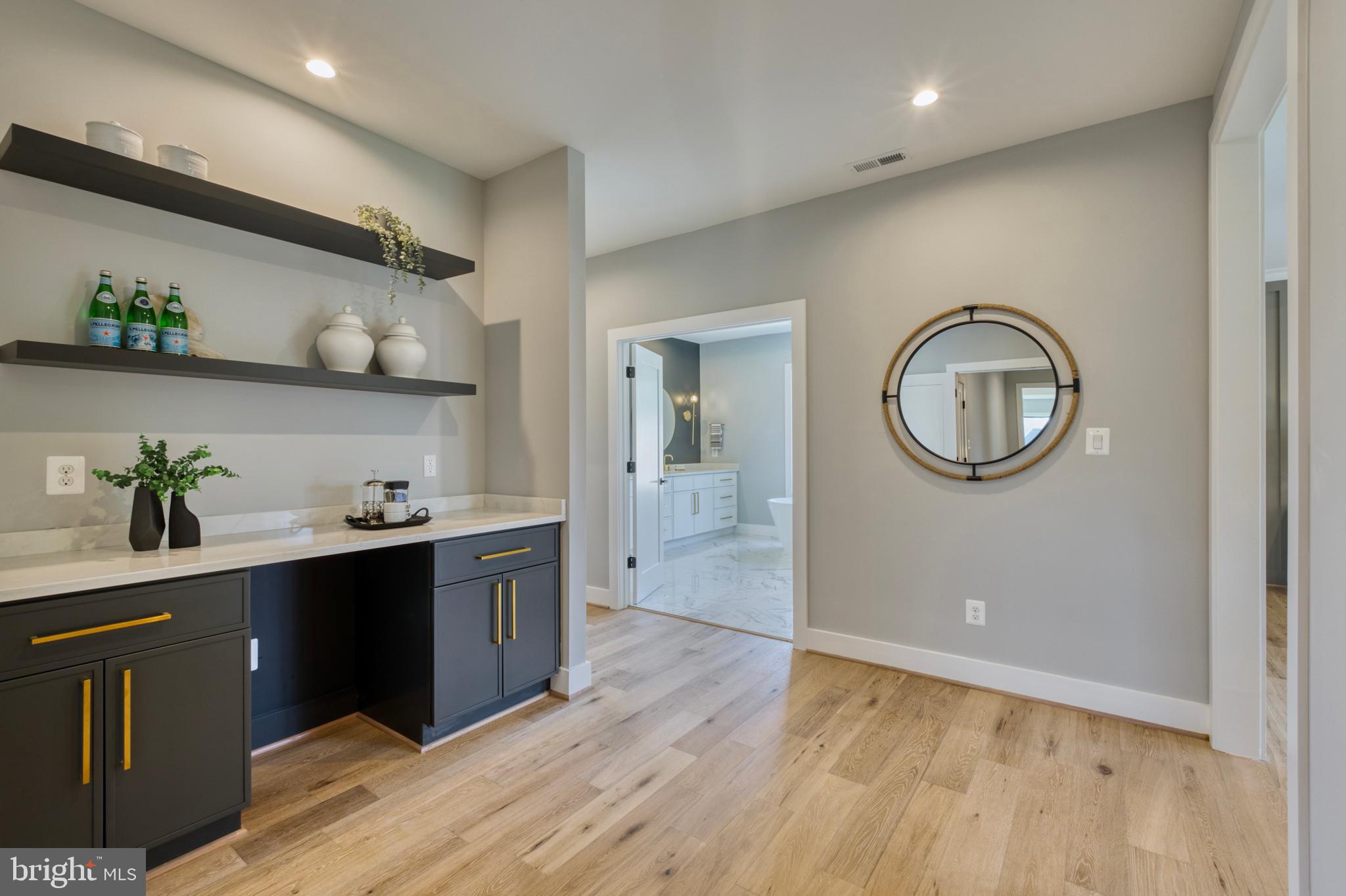 RUCKERS LANGLEY - Residential