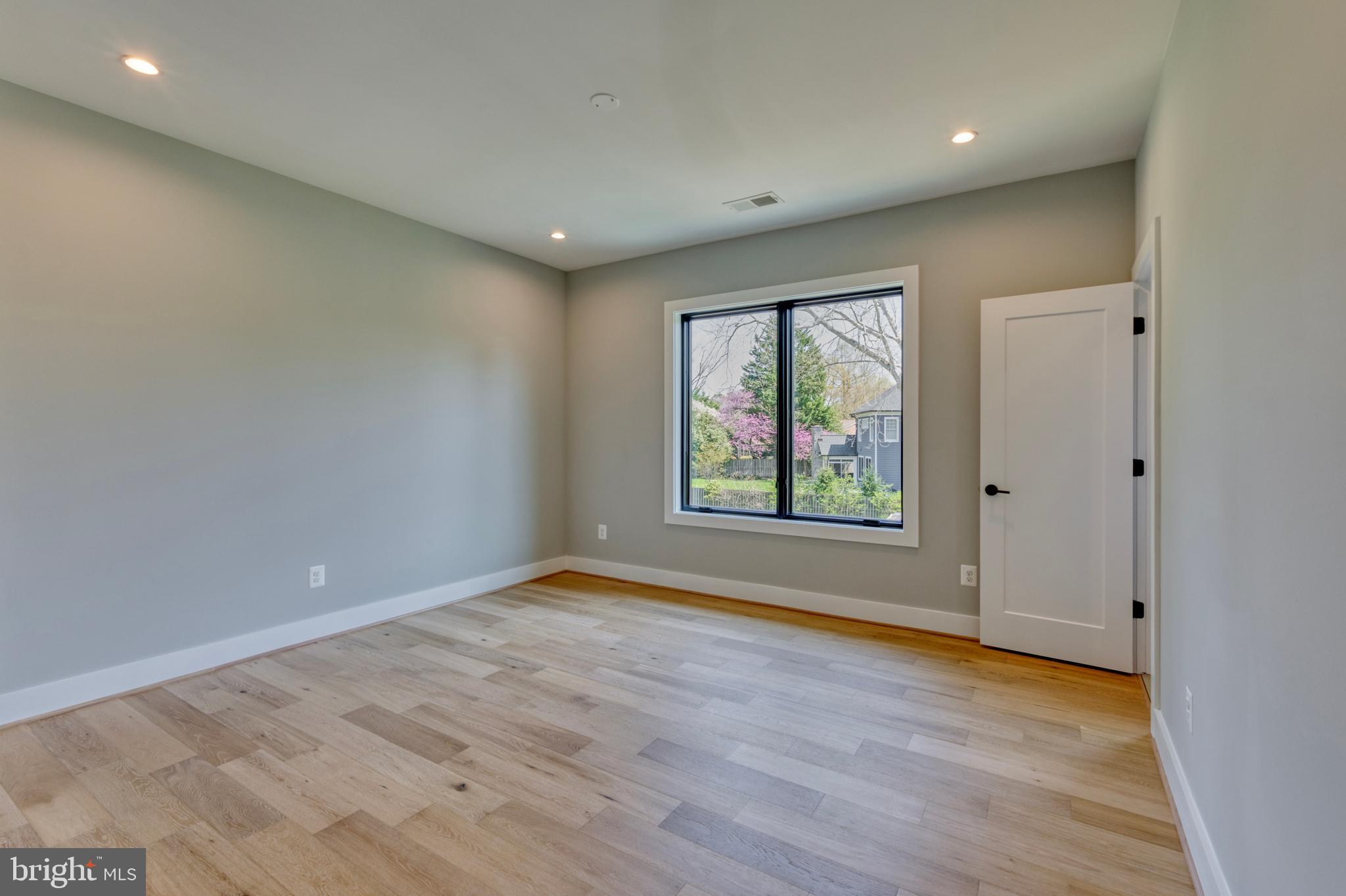 RUCKERS LANGLEY - Residential