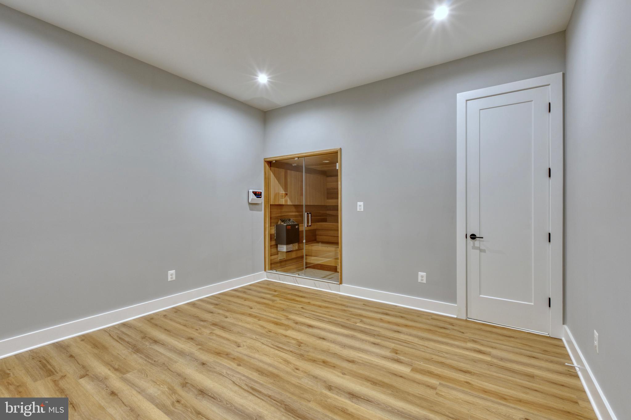 RUCKERS LANGLEY - Residential