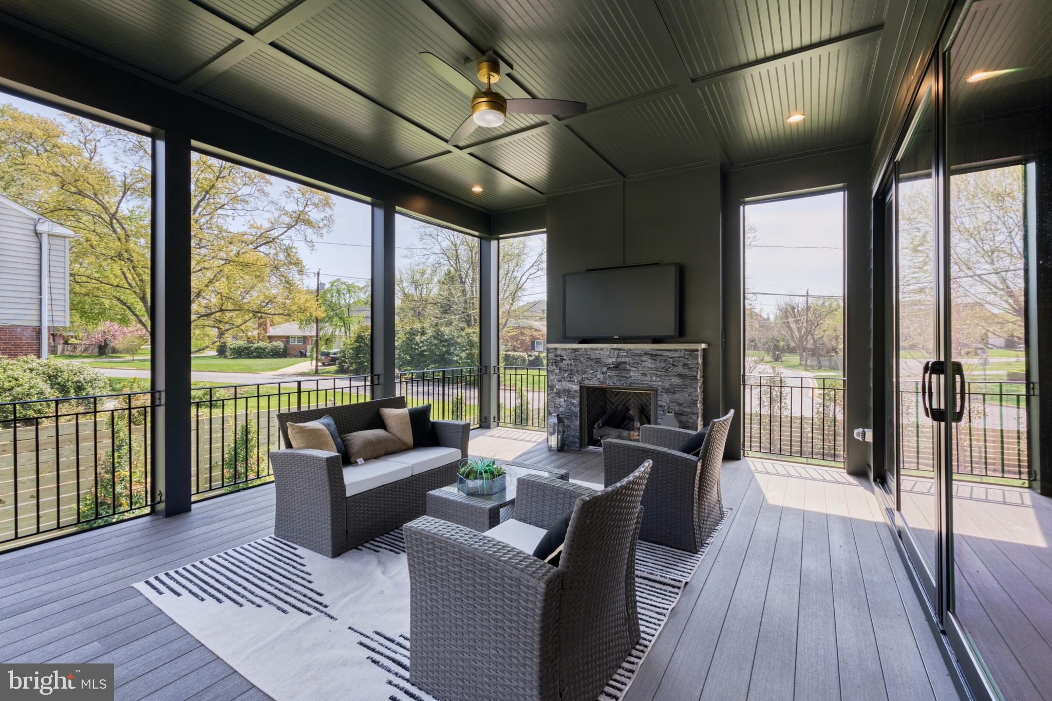 RUCKERS LANGLEY - Residential