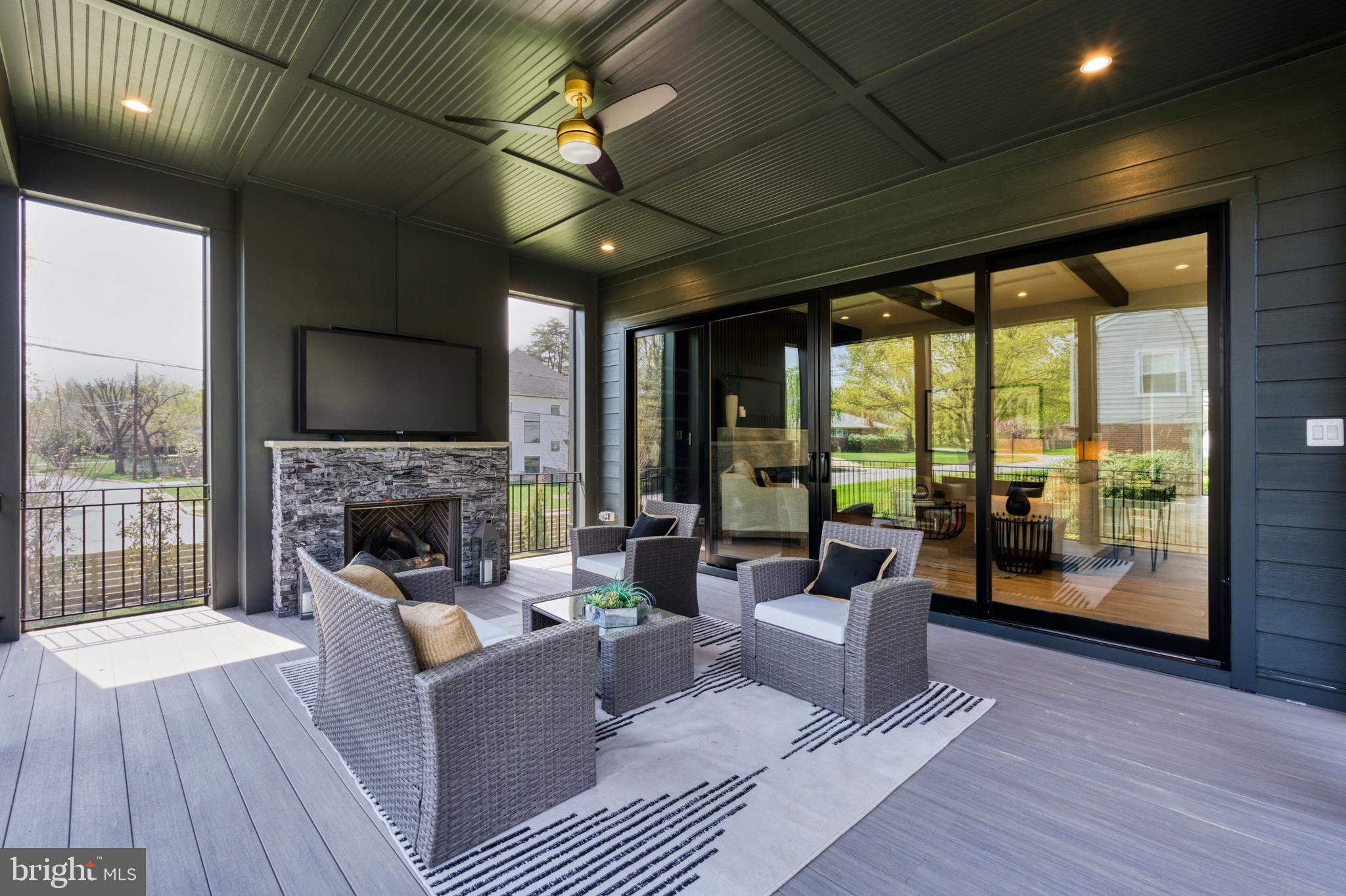 RUCKERS LANGLEY - Residential