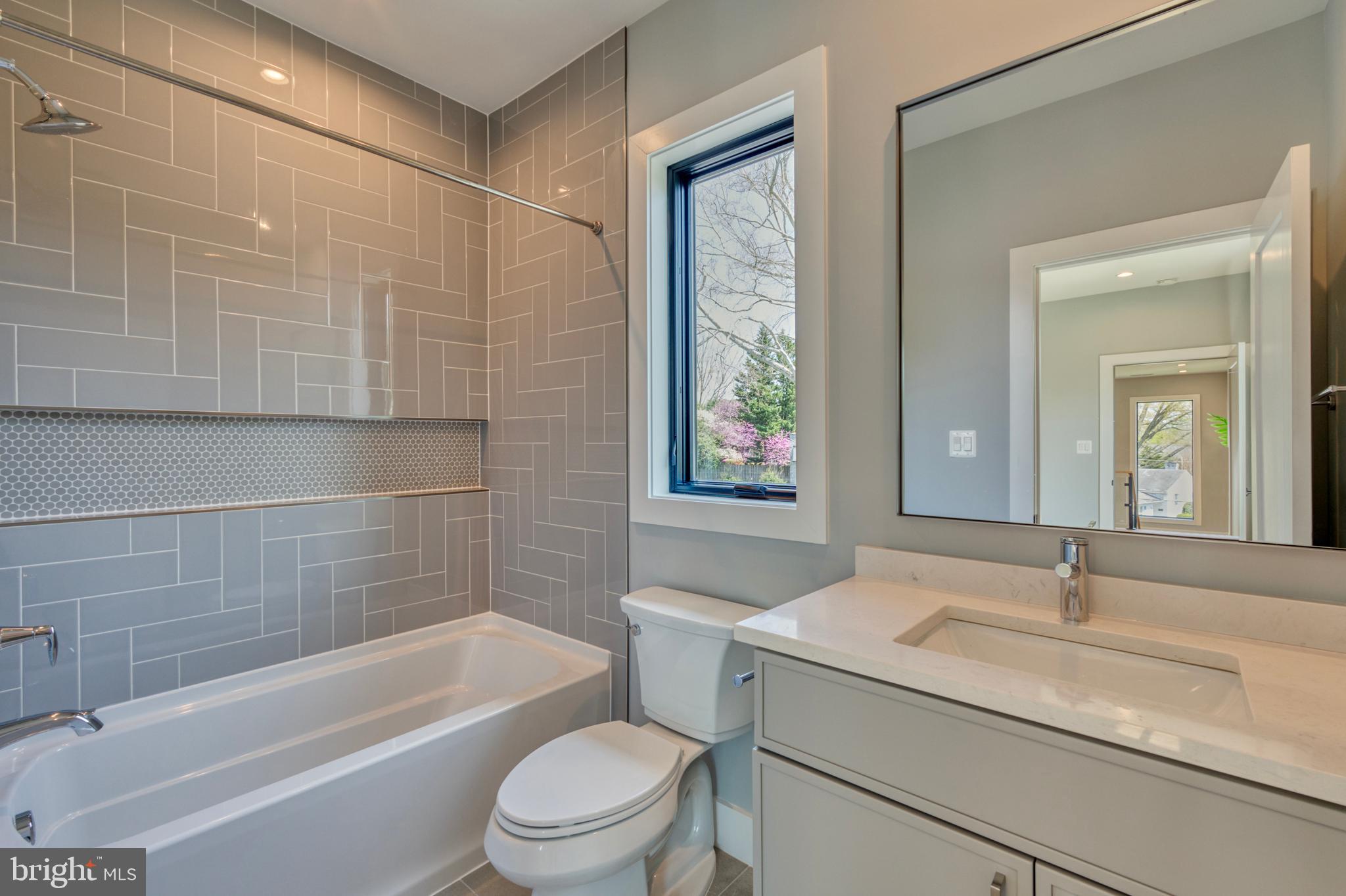 RUCKERS LANGLEY - Residential