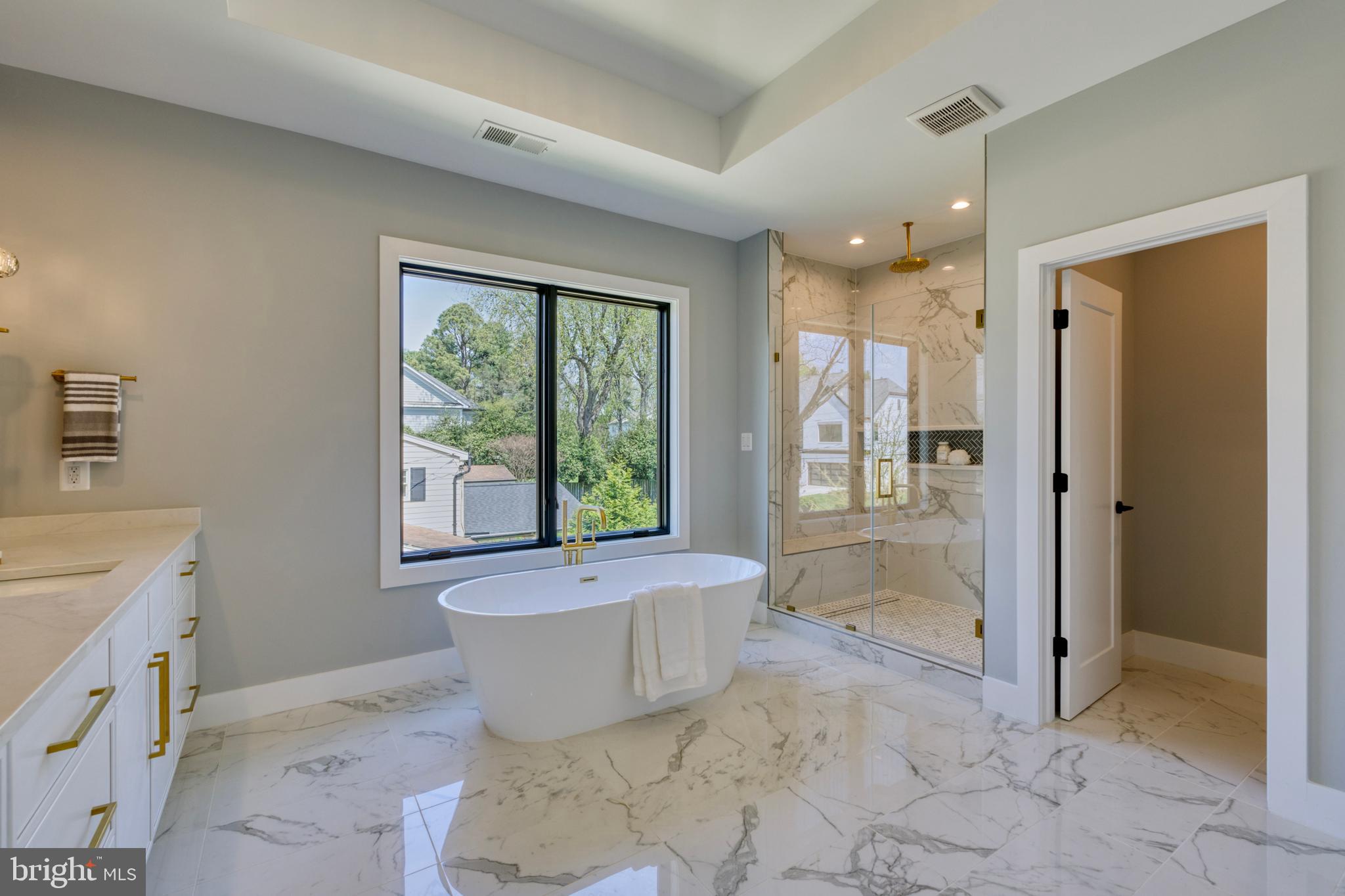 RUCKERS LANGLEY - Residential