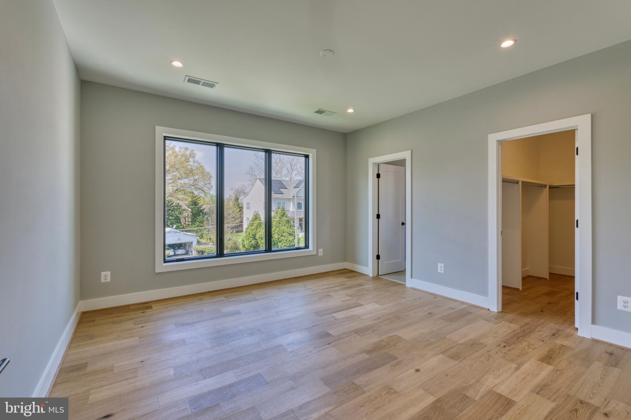 RUCKERS LANGLEY - Residential