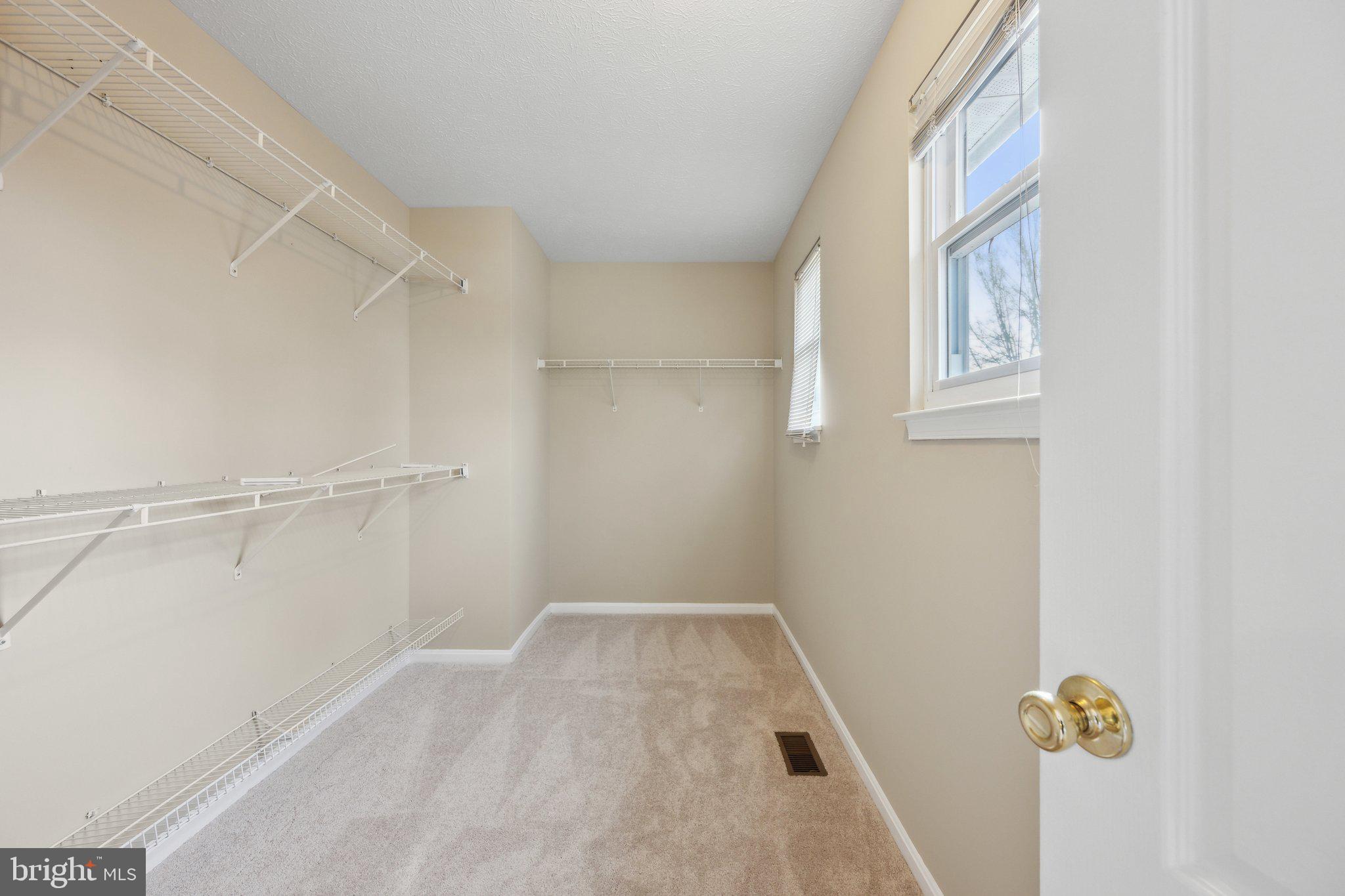 ARAGONA VILLAGE - Residential