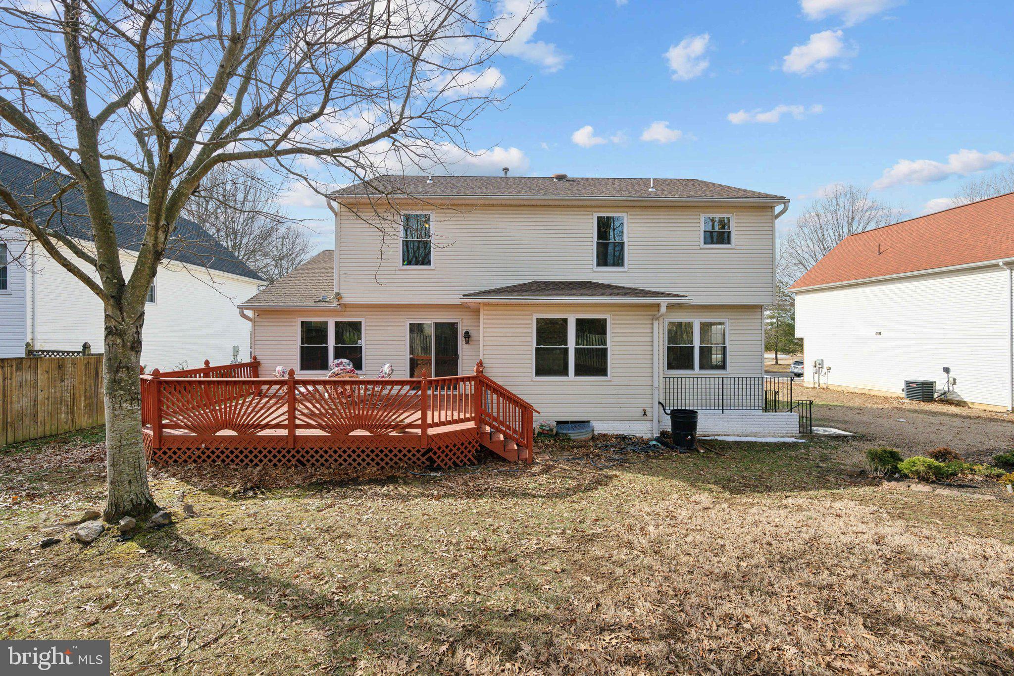 ARAGONA VILLAGE - Residential