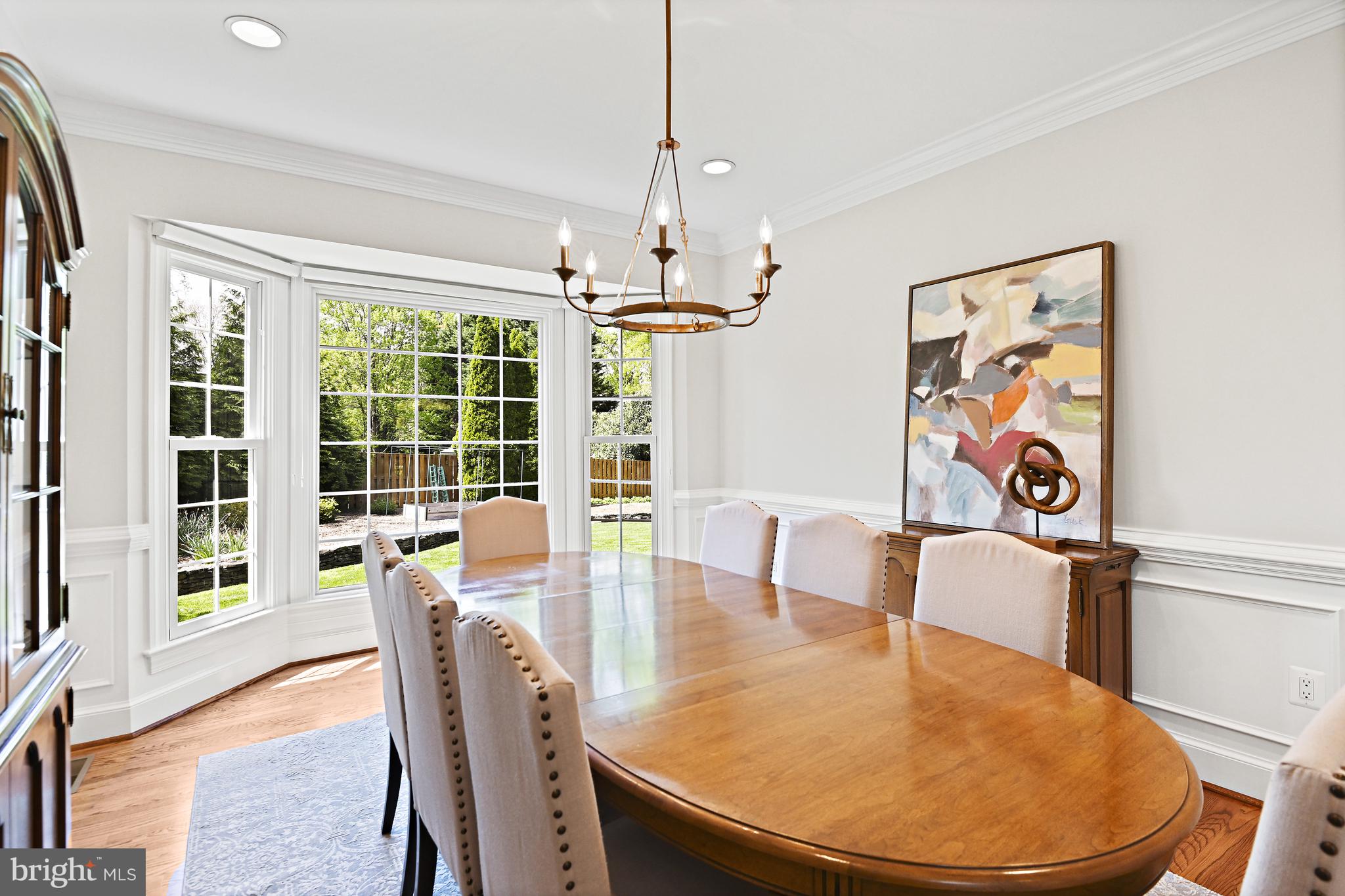 ESQUIRE HICKS - Residential