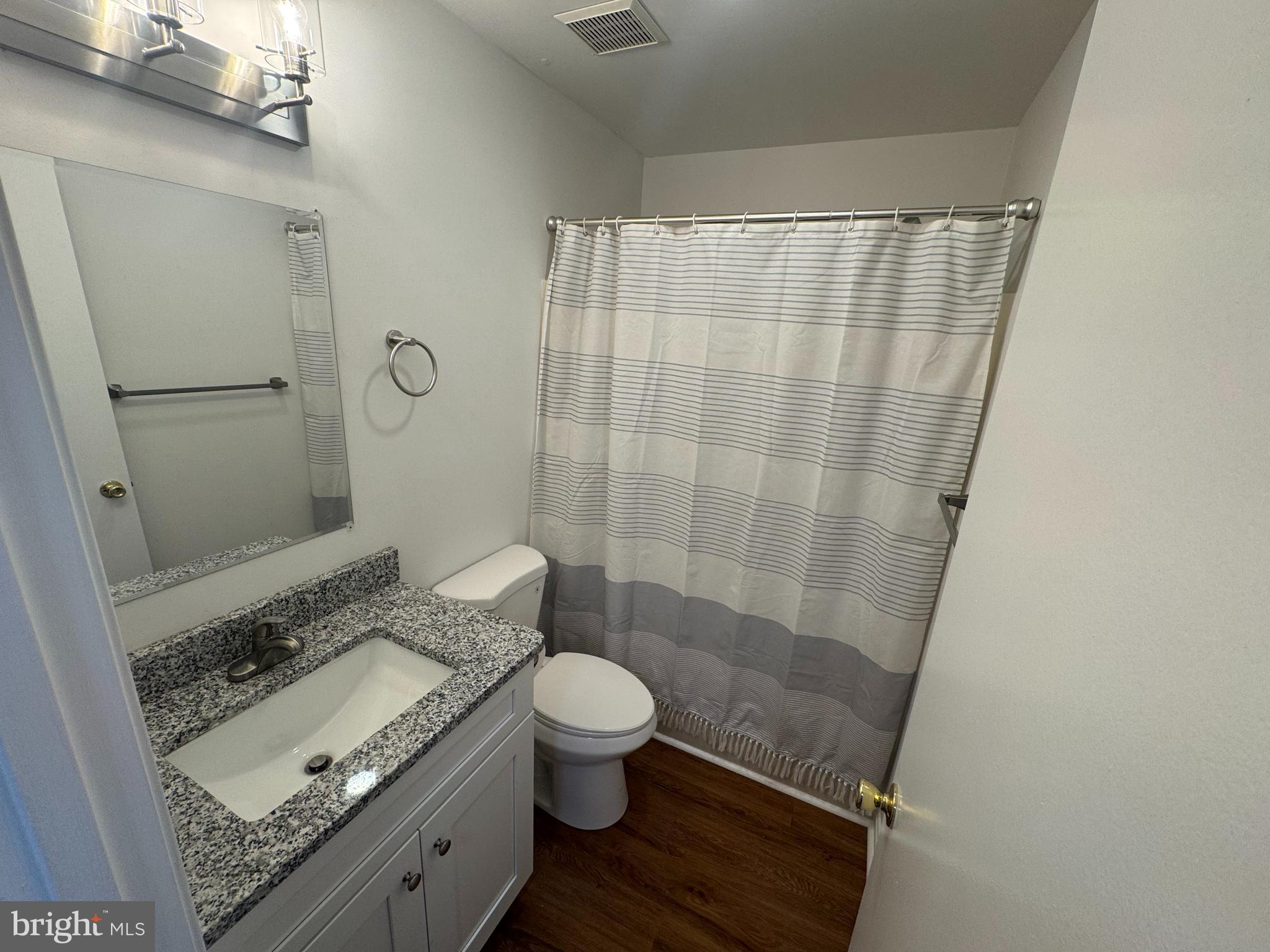 ROBIN MEADOWS - Residential Lease