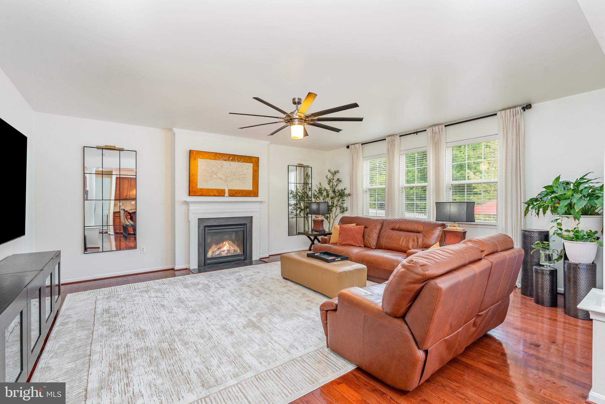 PORT POTOMAC - Residential