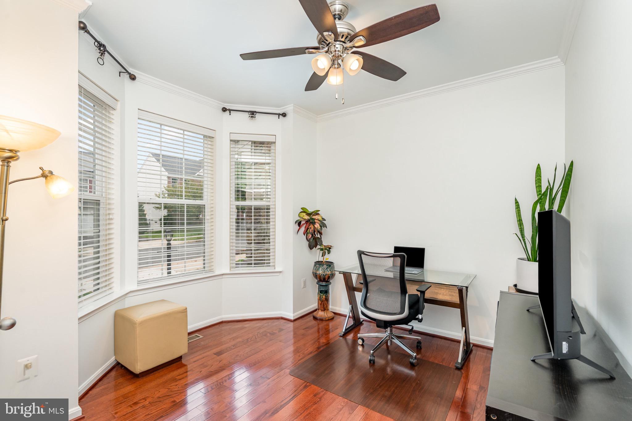 PORT POTOMAC - Residential