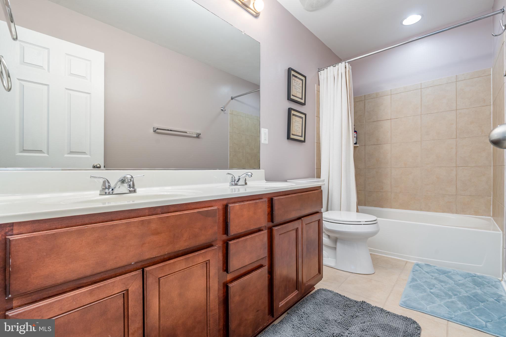 PORT POTOMAC - Residential