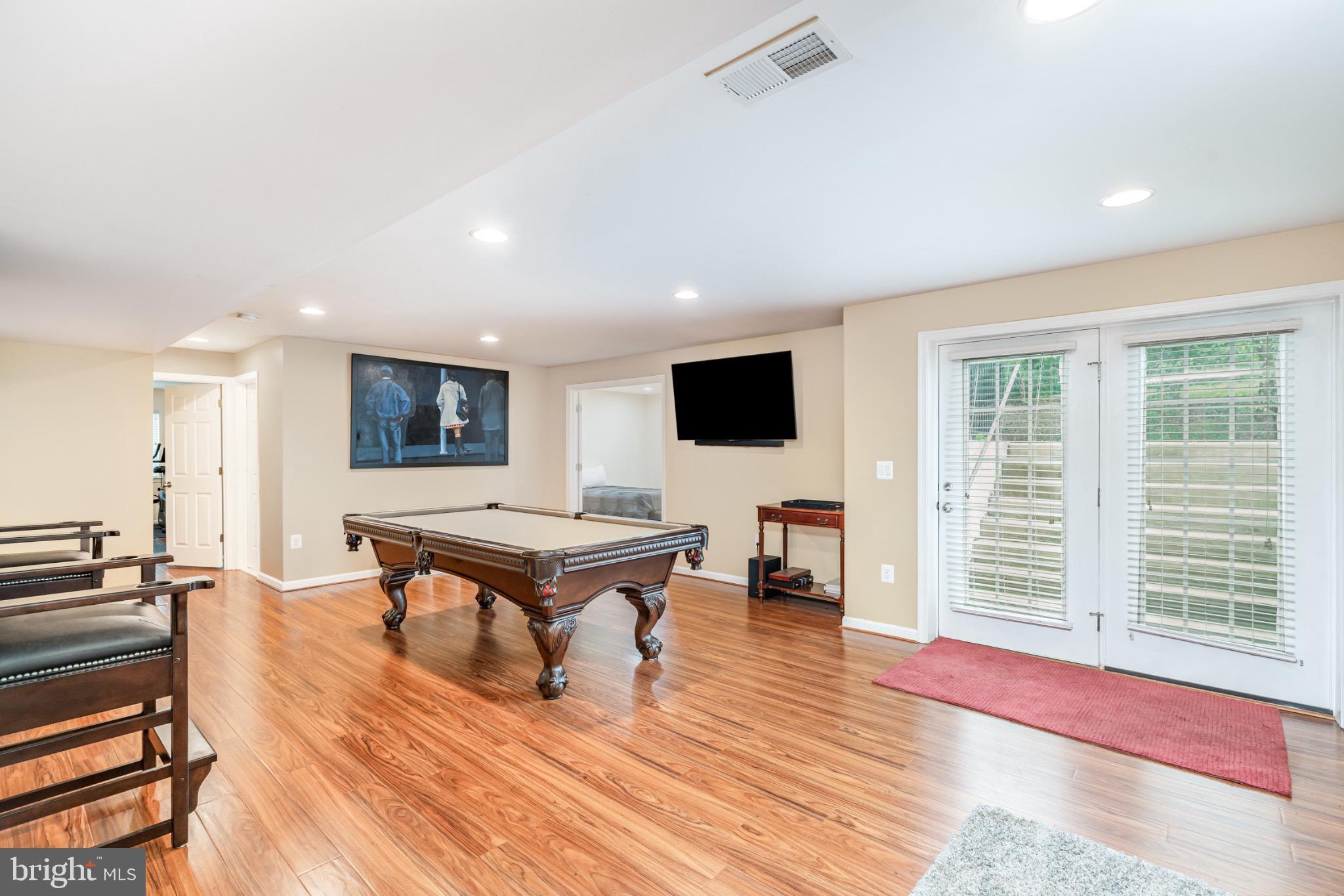 PORT POTOMAC - Residential