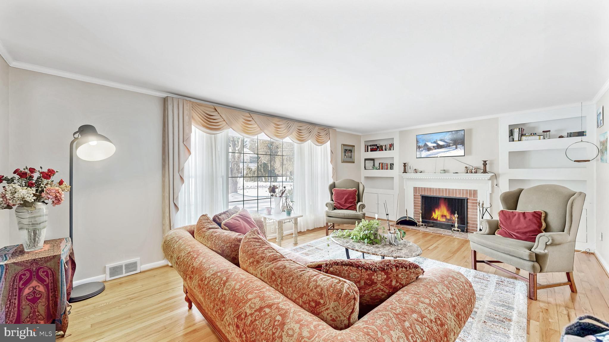 102 MERIDEN DRIVE