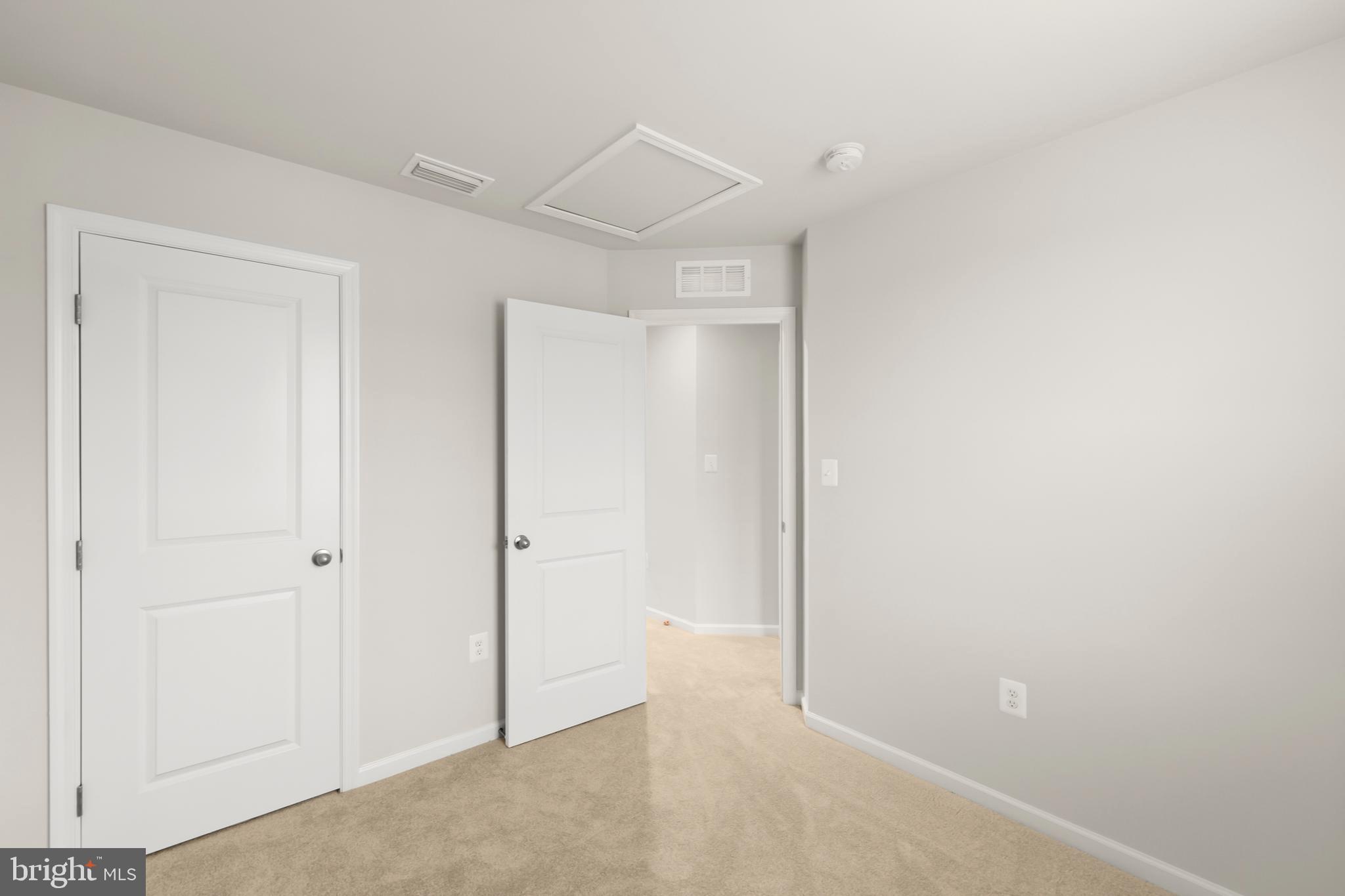 SOUTH BROOK - Residential