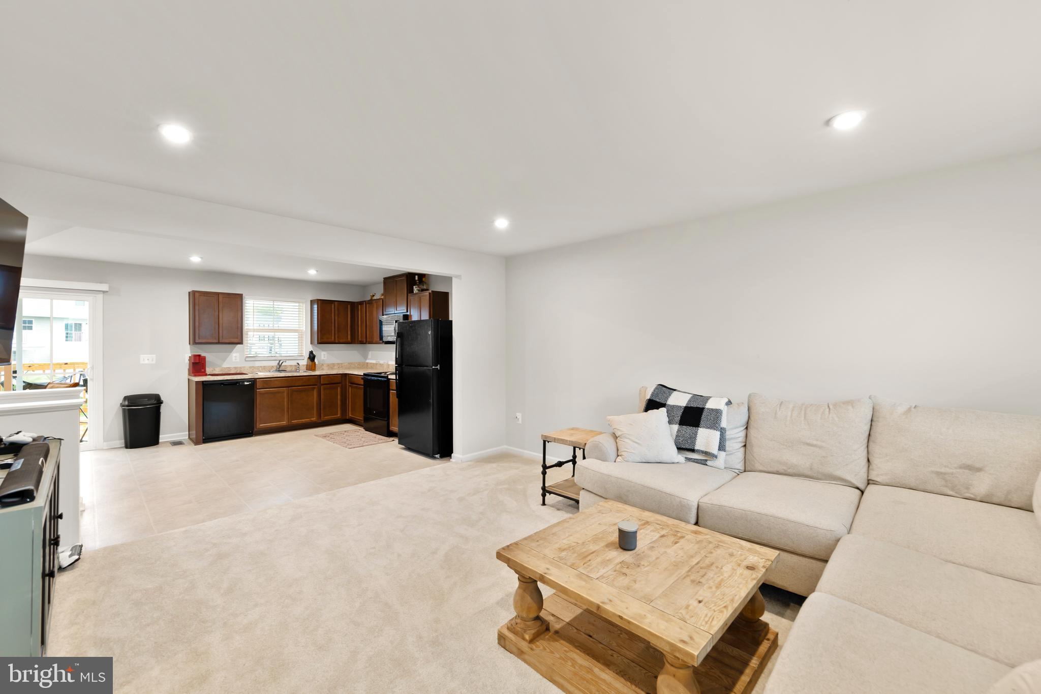 SOUTH BROOK - Residential