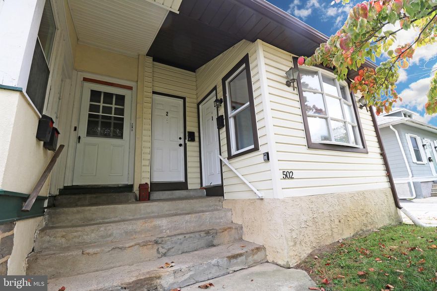 Move-in ready 2-bedroom, 1-bath first-floor apartment just blocks from Interboro High School. Features include an enclosed front porch, refinished hardwood floors, carpeted bedrooms, and an updated kitchen with quartz countertops, a breakfast bar, and stainless steel appliances (microwave, range, dishwasher, refrigerator). Additional highlights include in-unit laundry, two large hall closets, driveway parking, and backyard access.  Overnight street parking requires a Prospect Park Borough permit. (Basement not for tenant use.)

Tenant pays electric, gas, renter’s insurance, and cable/internet. Pets considered case by case with $200 deposit.

Requirements: All applicants 18+ must complete an application ($39.99  fee), meet a 600+ credit score, show verifiable income of at least 3x the monthly rent, and pass background checks. First, last, and security deposit due at signing along with proof of renter’s insurance.

Application- https://apply.link/3-W52hs