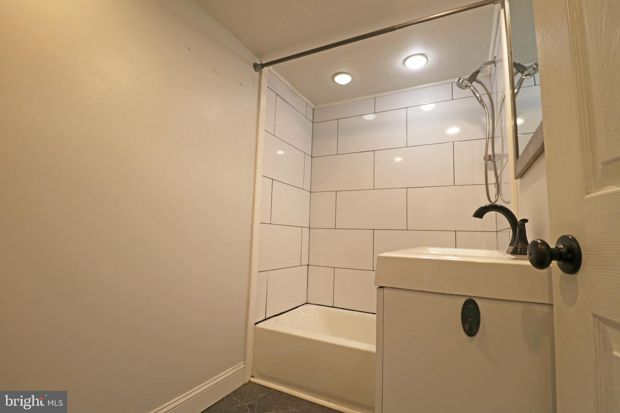 PROSPECT PARK - Residential Lease