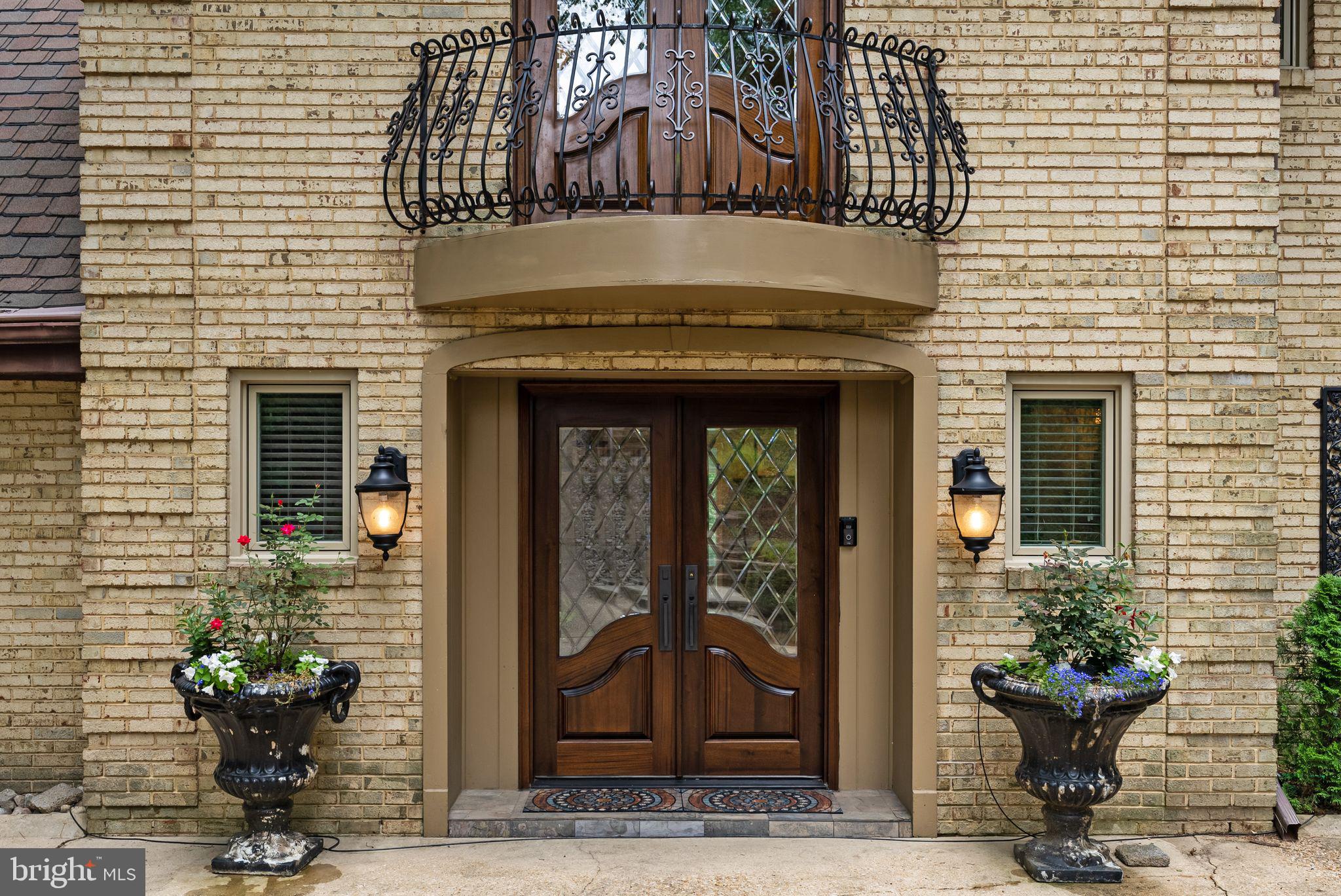 3431 GREENTREE DRIVE