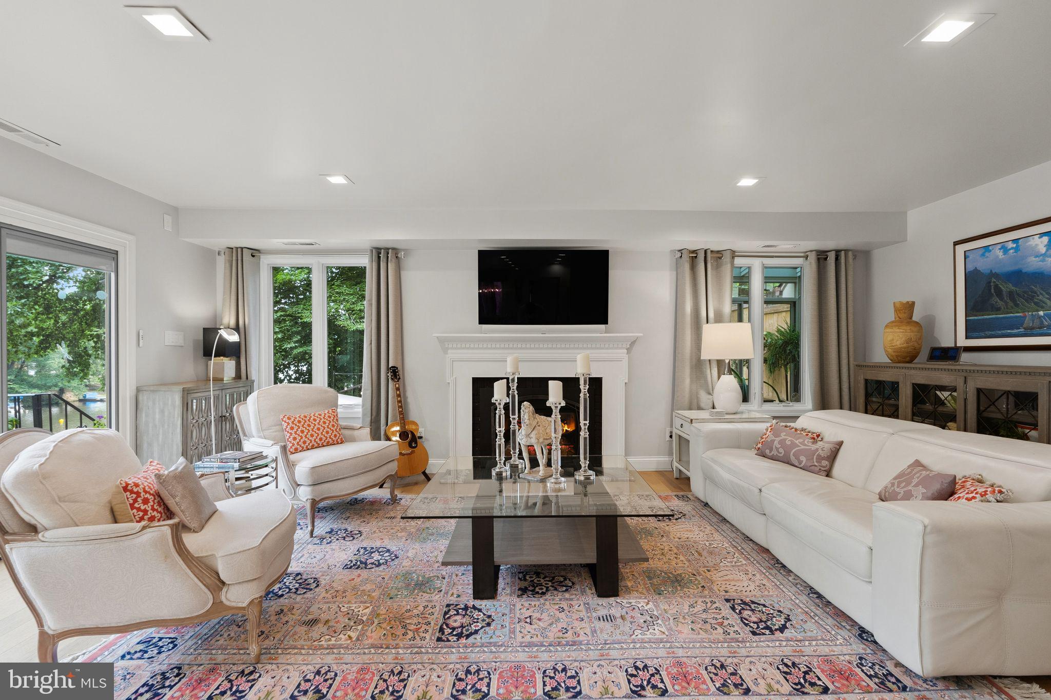 3431 GREENTREE DRIVE