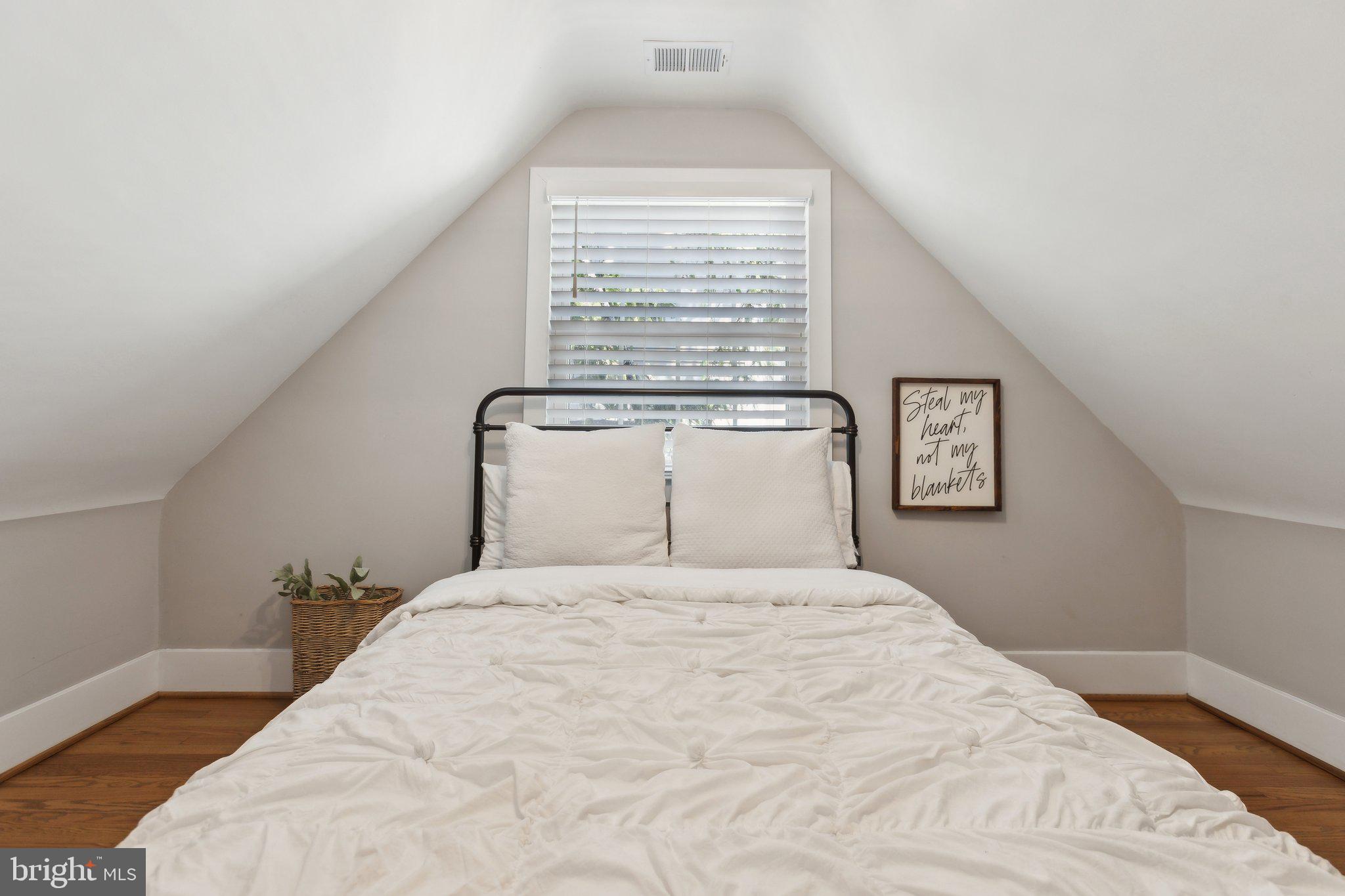 ALCOVA HEIGHTS - Residential