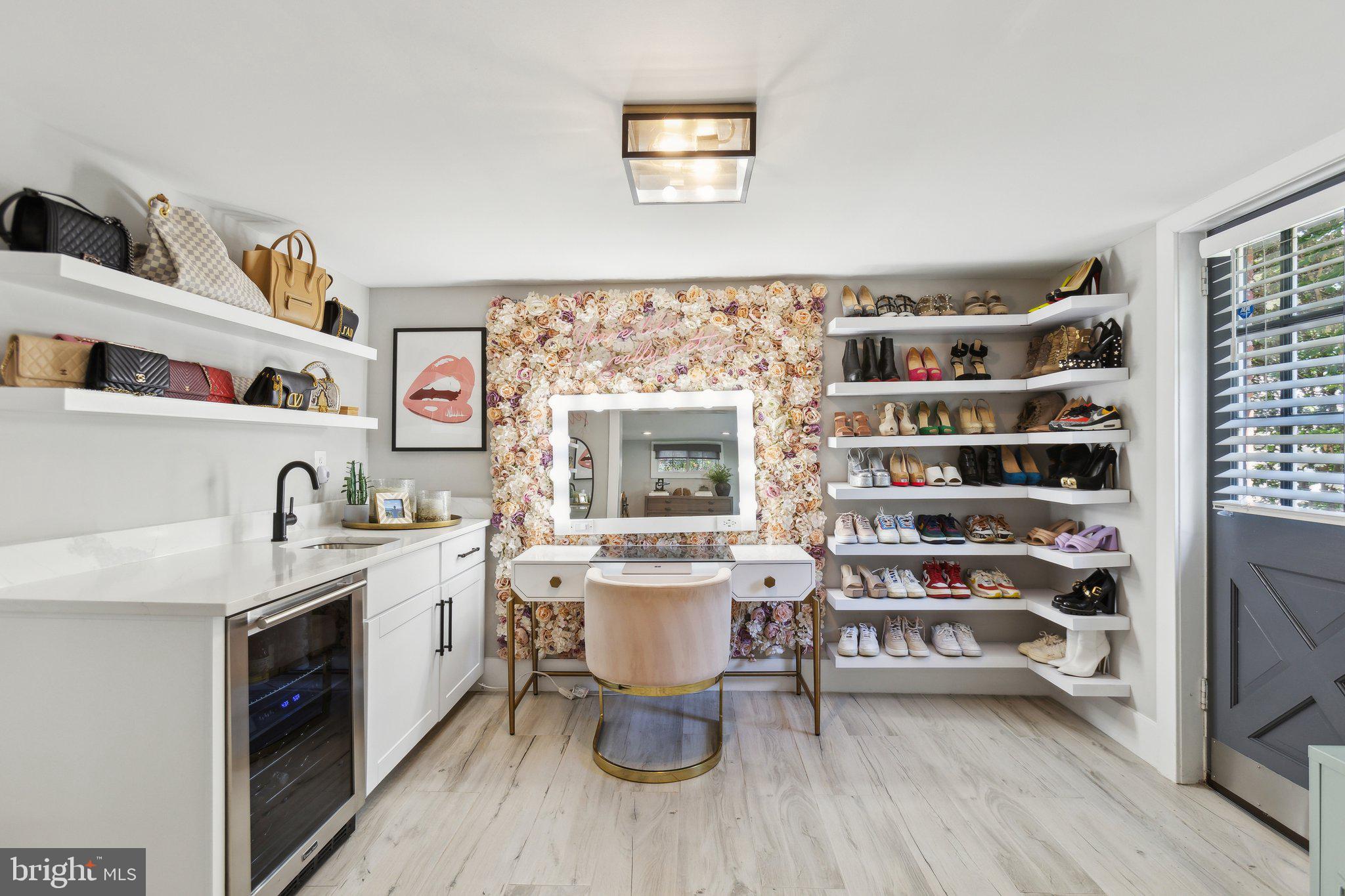 ALCOVA HEIGHTS - Residential