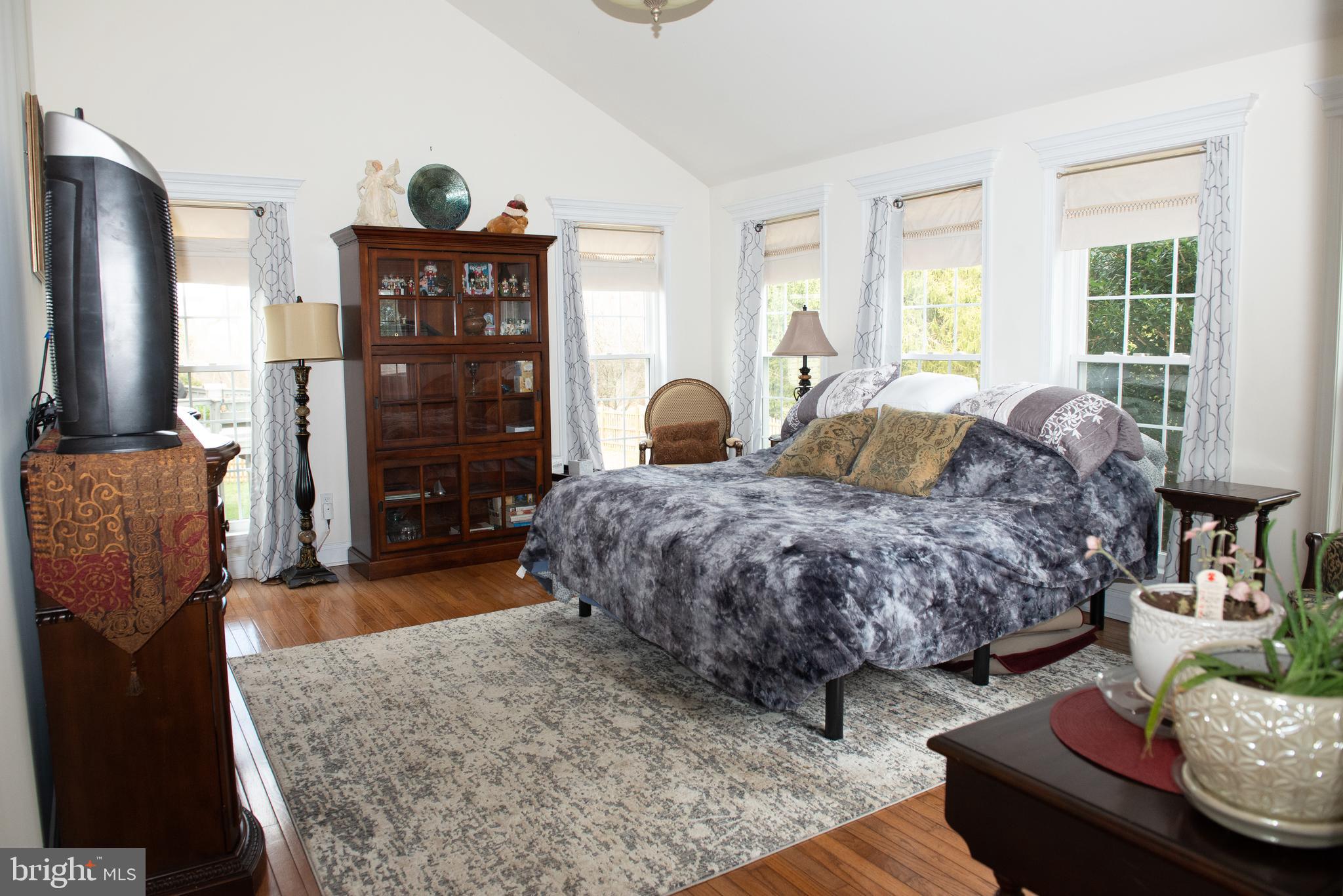 PERRY HALL FARMS - Residential