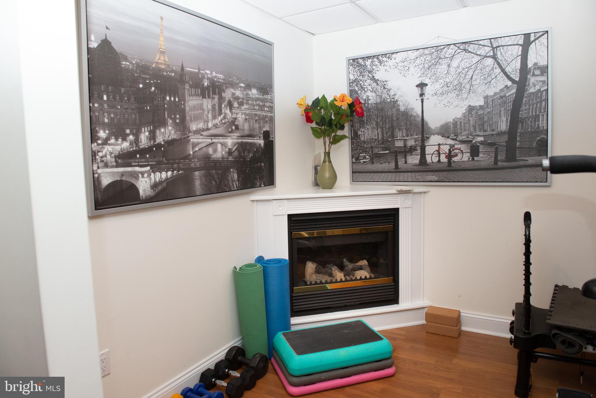 PERRY HALL FARMS - Residential