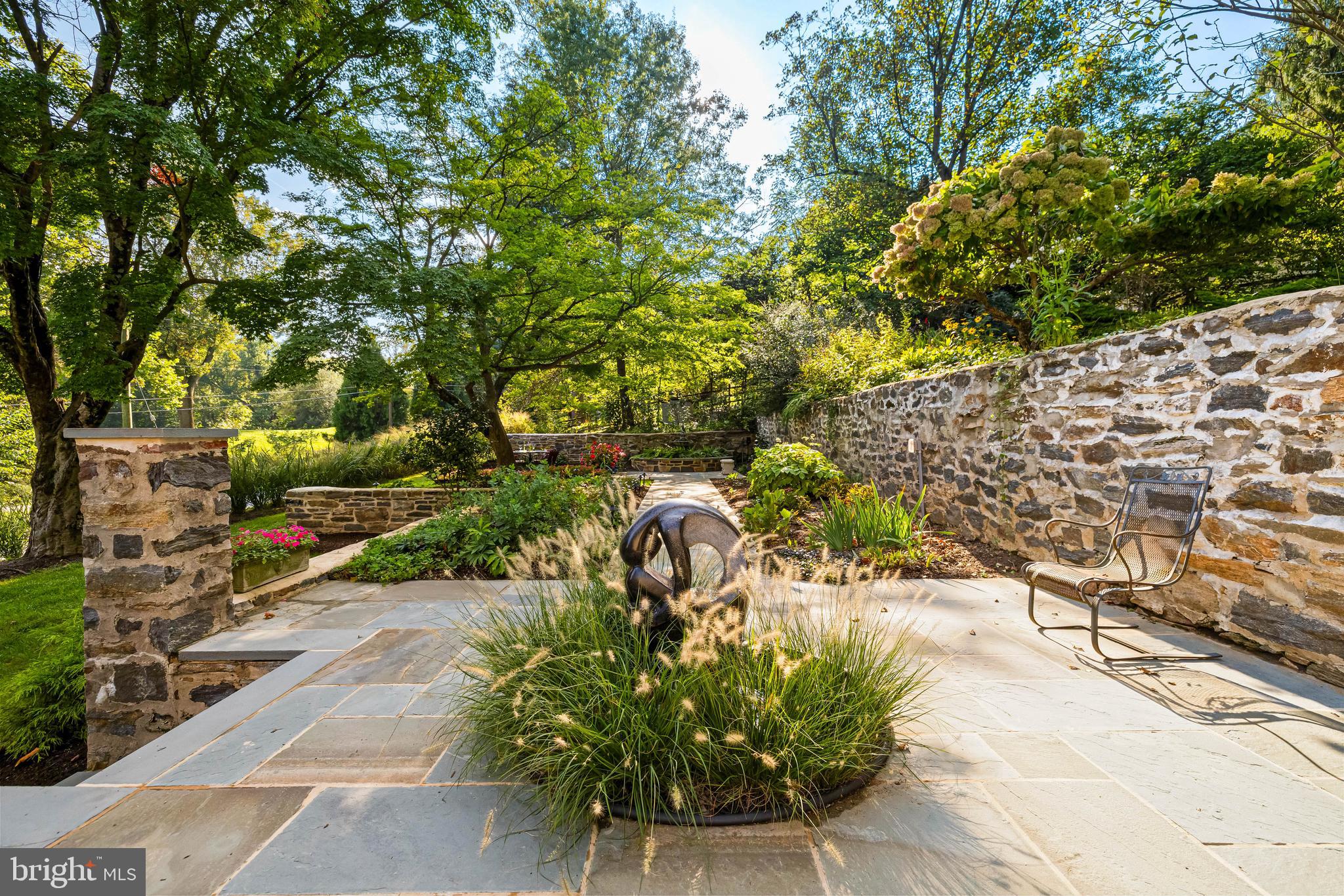 RUXTON - Residential