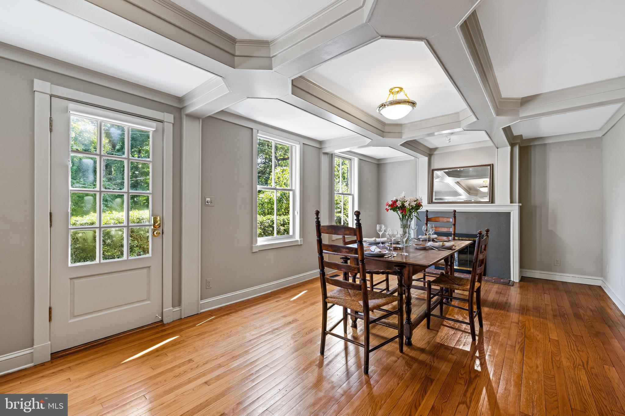 RUXTON - Residential