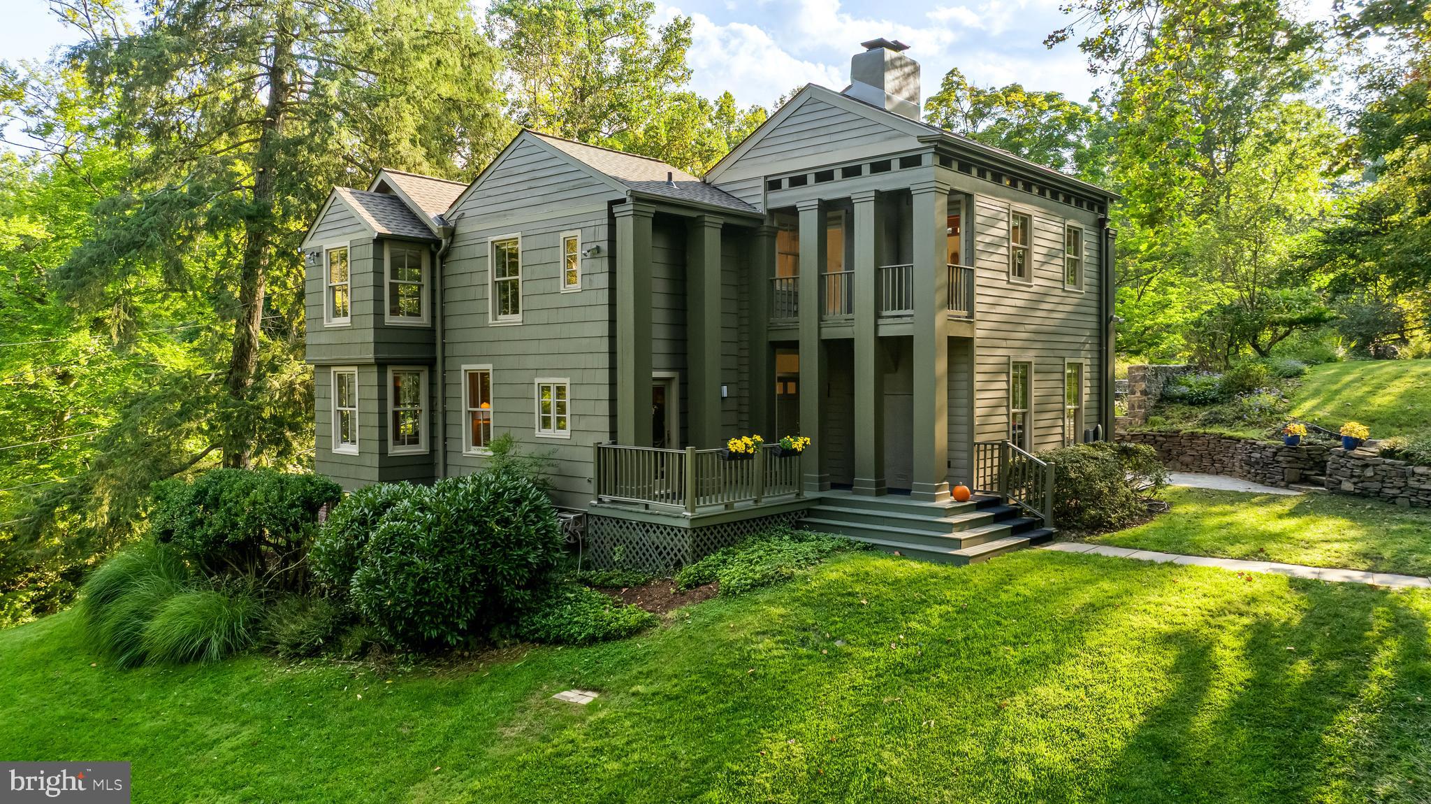 908 ROLANDVUE ROAD