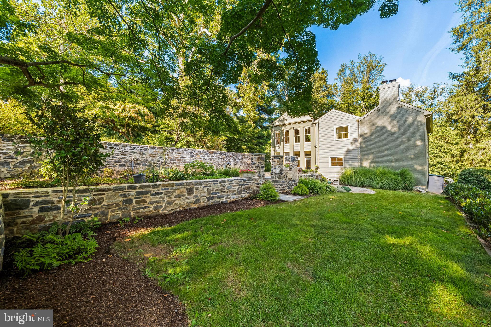 RUXTON - Residential